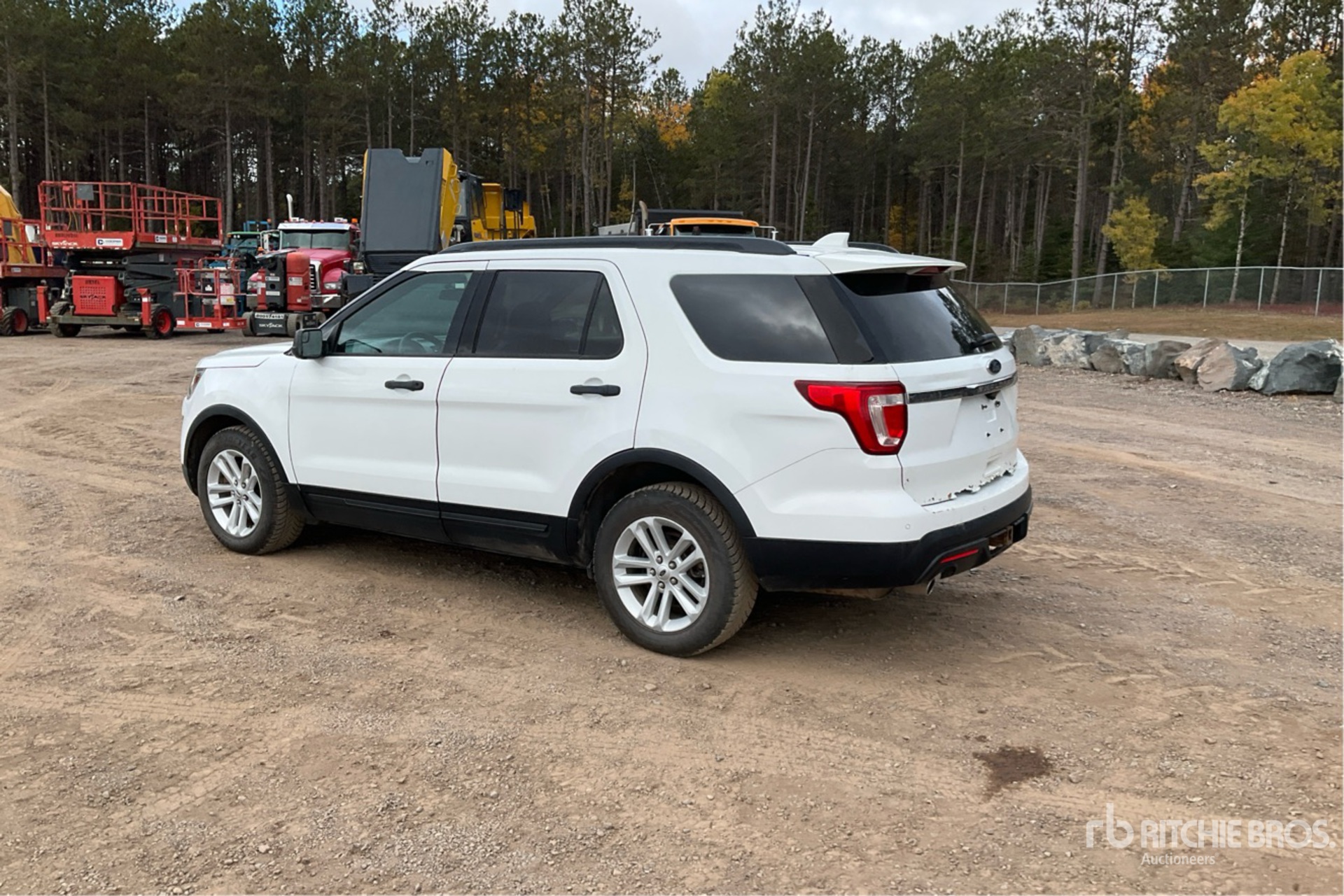 General Appearance with Picture, Left Rear Corner