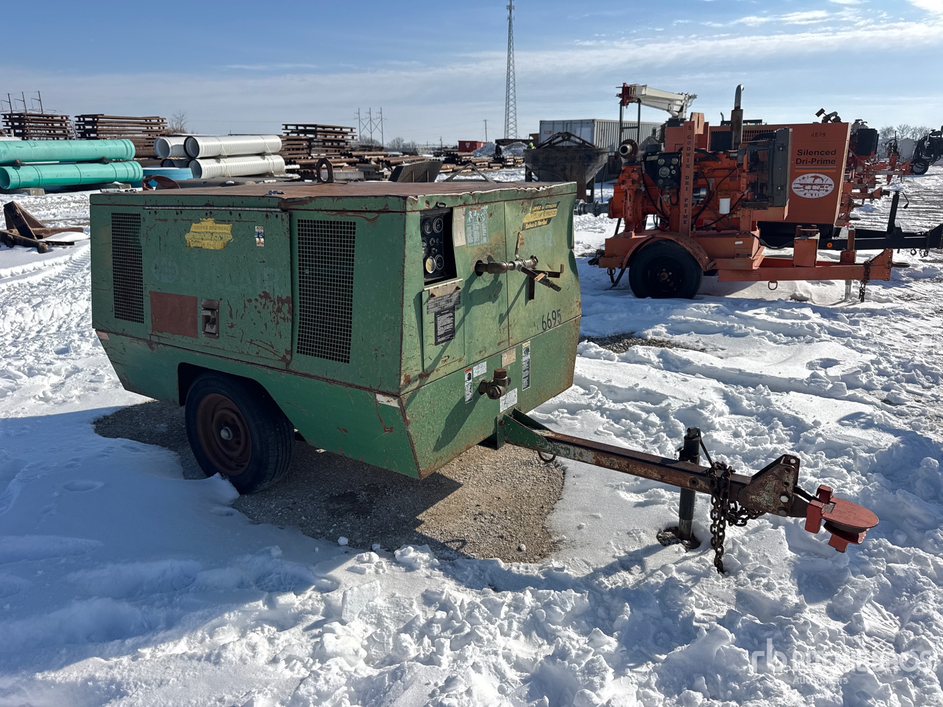 General Appearance with Foto, angolo anteriore destro