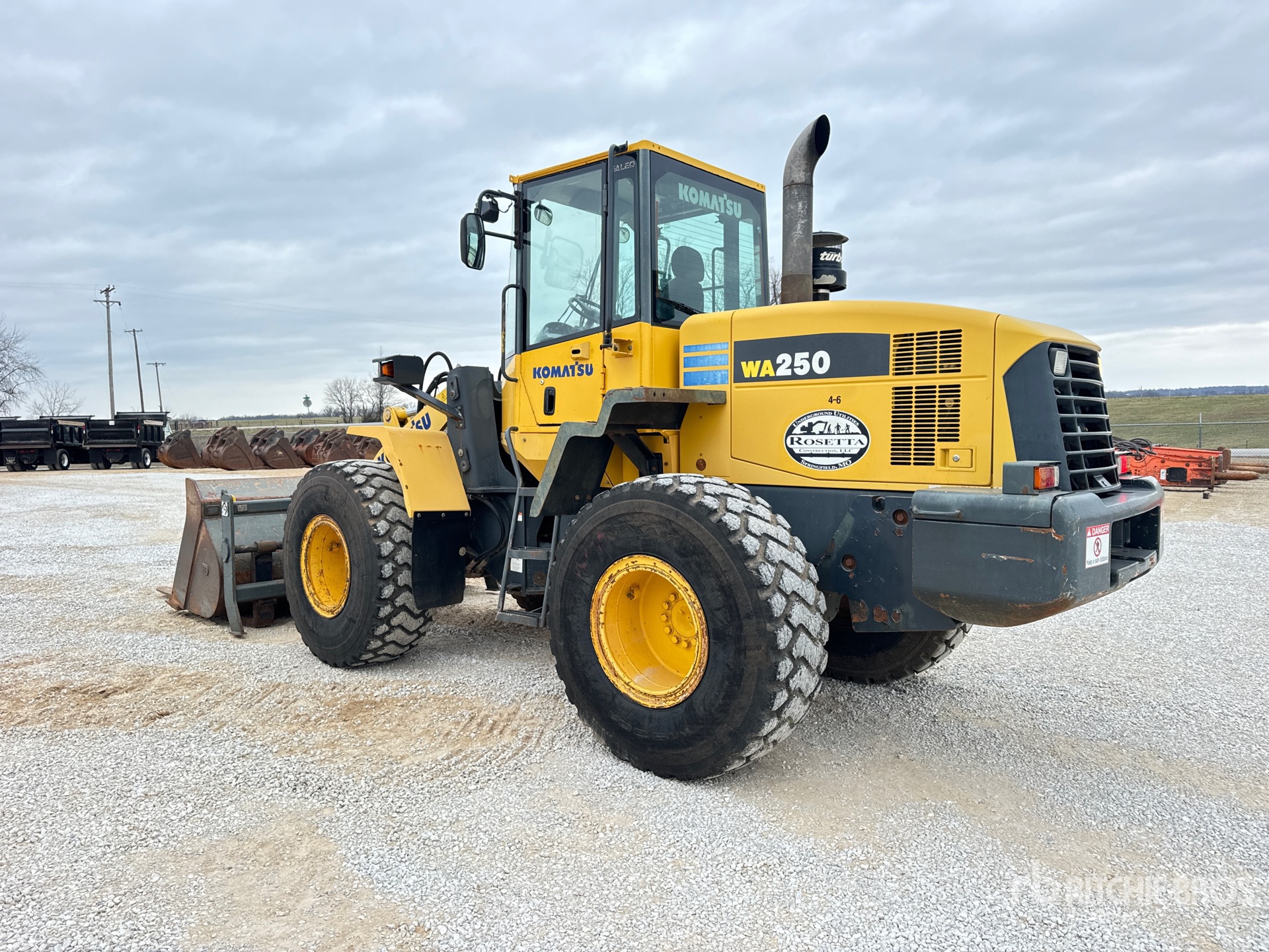 General Appearance with Picture, Left Rear Corner