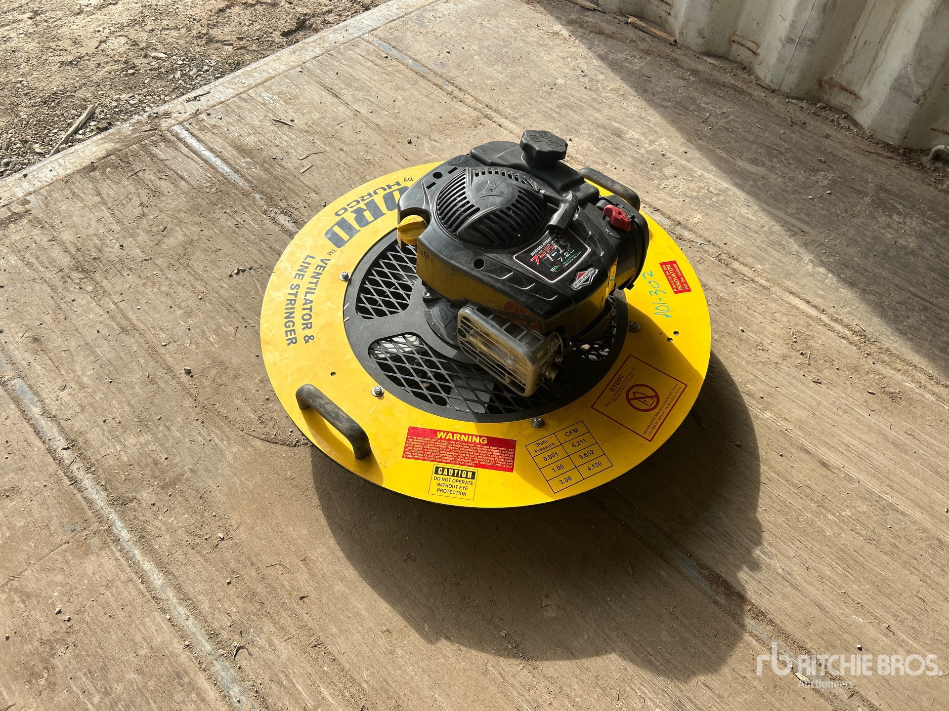 General Appearance with Zdjęcie, prawy dolny róg