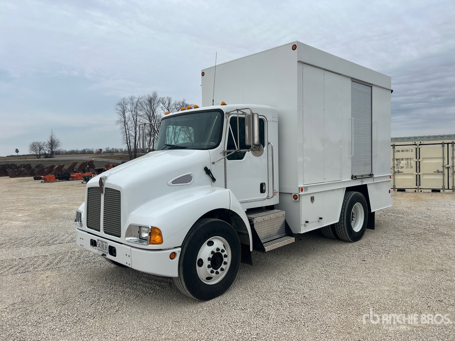 General Appearance with Featured Photo