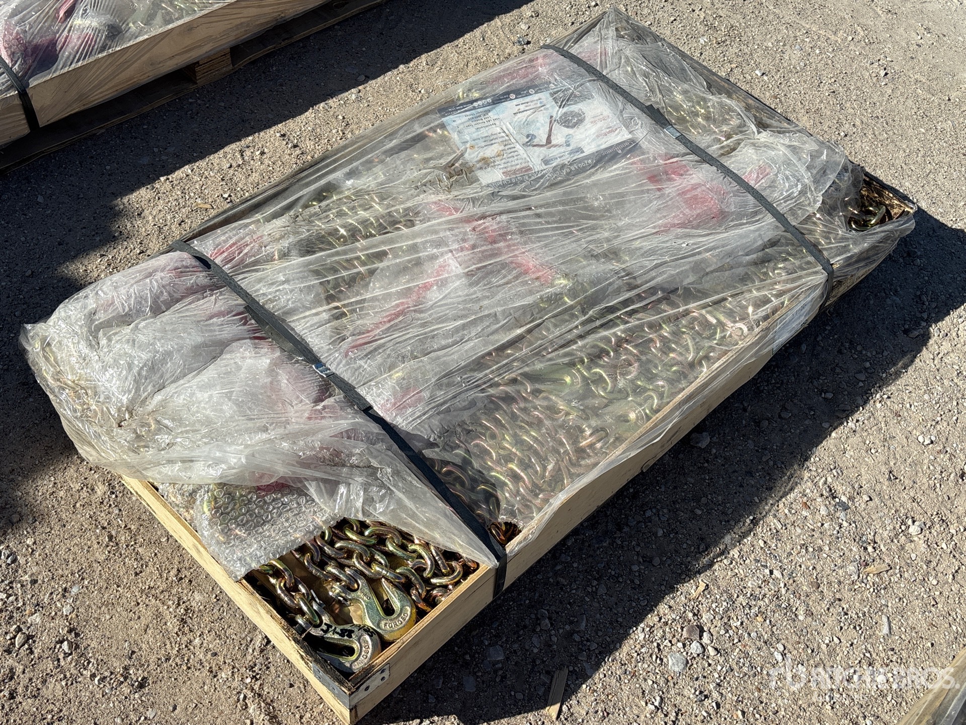 General Appearance with Bild, Ecke vorne rechts