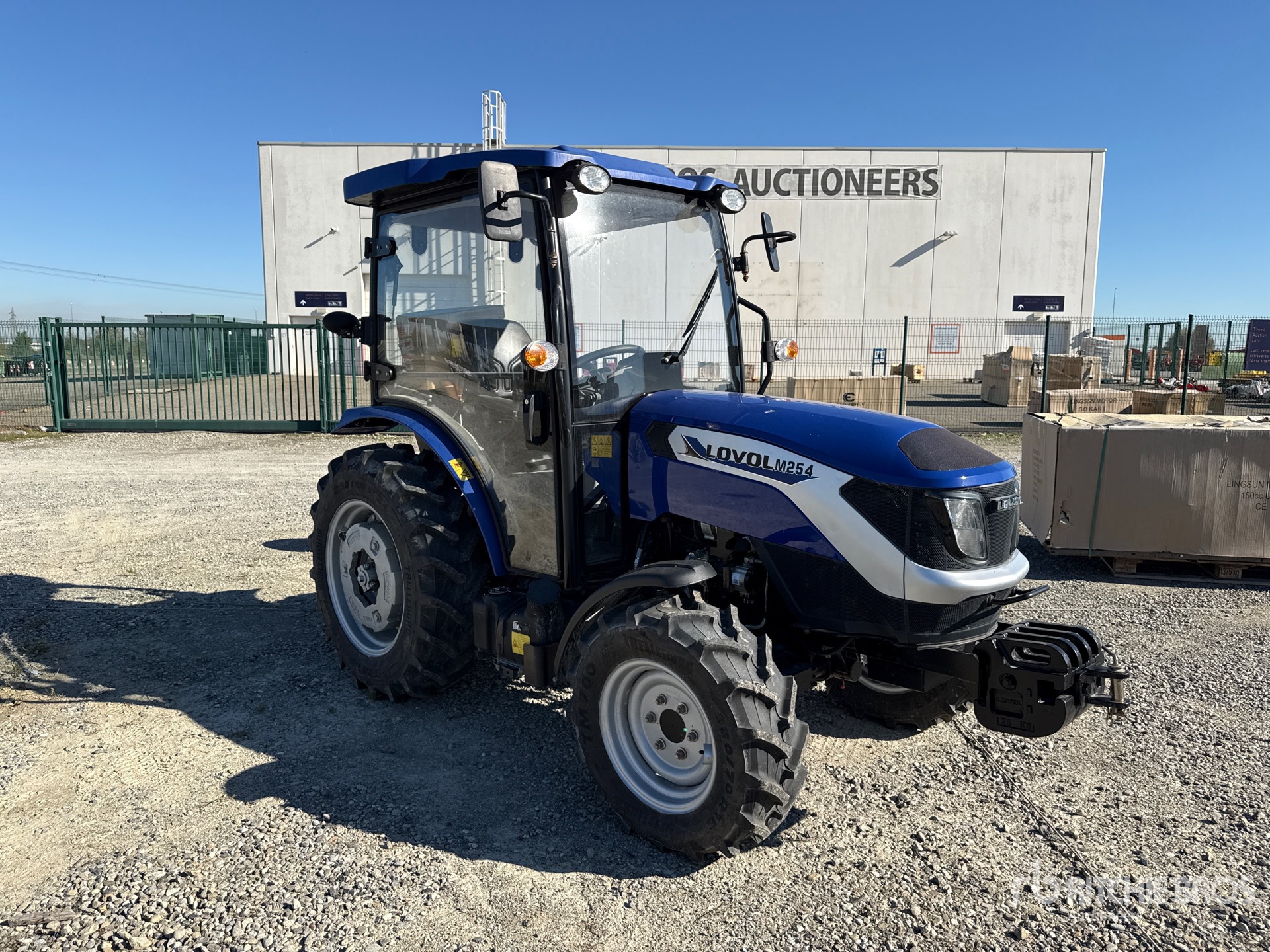 General Appearance with Featured Photo