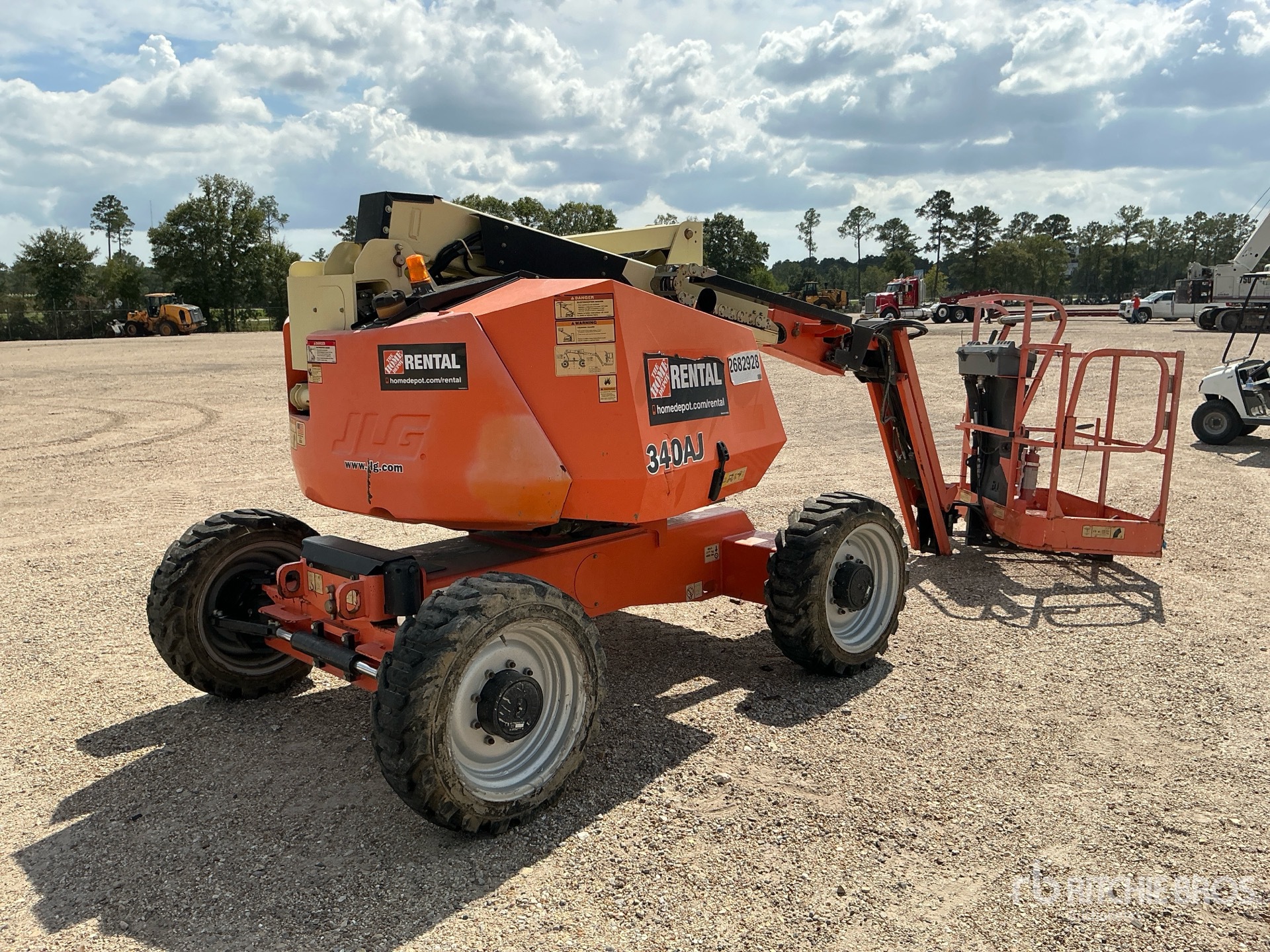 General Appearance with Picture, Right Rear Corner