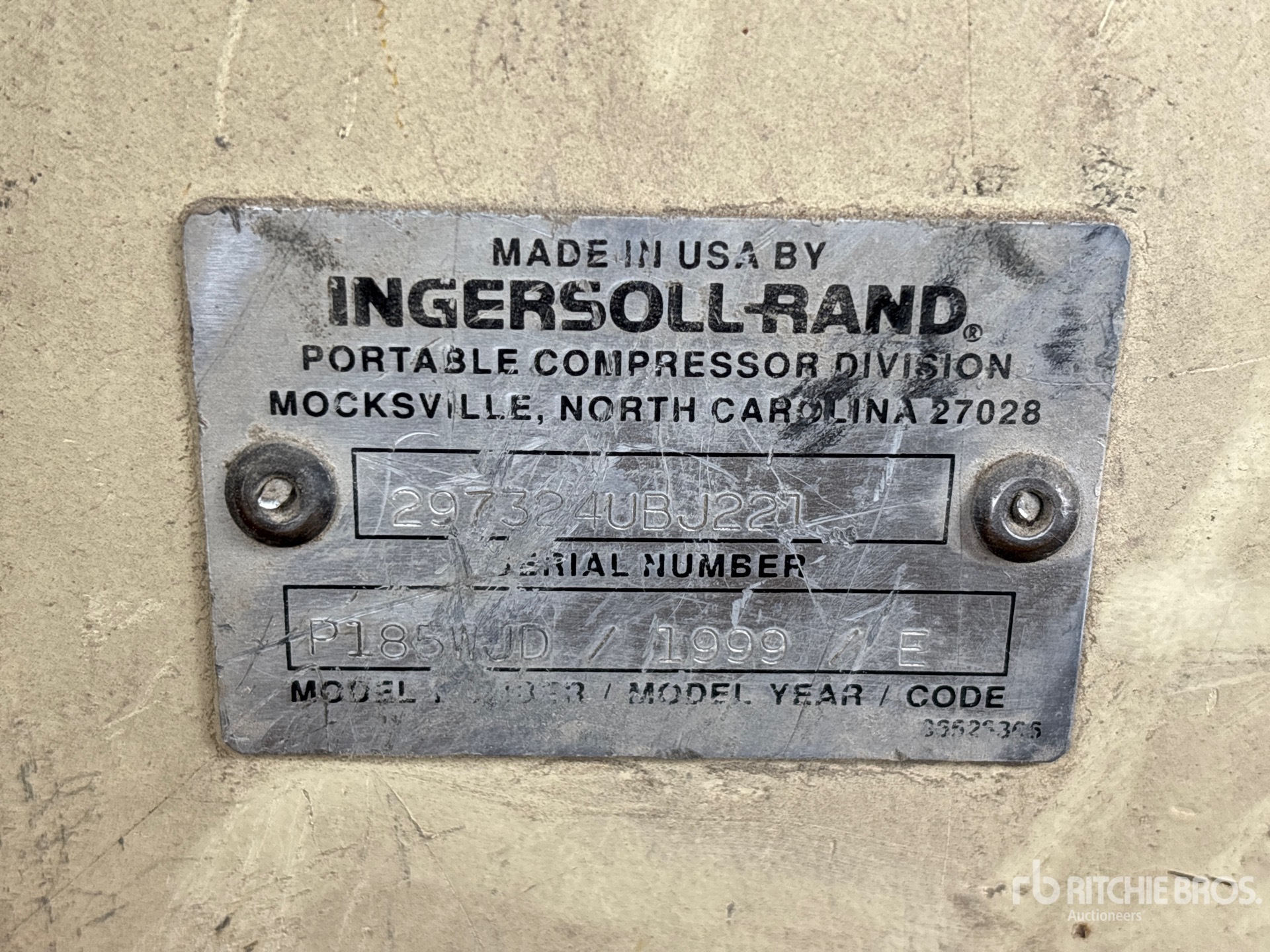 General Appearance with Unit Serial Number