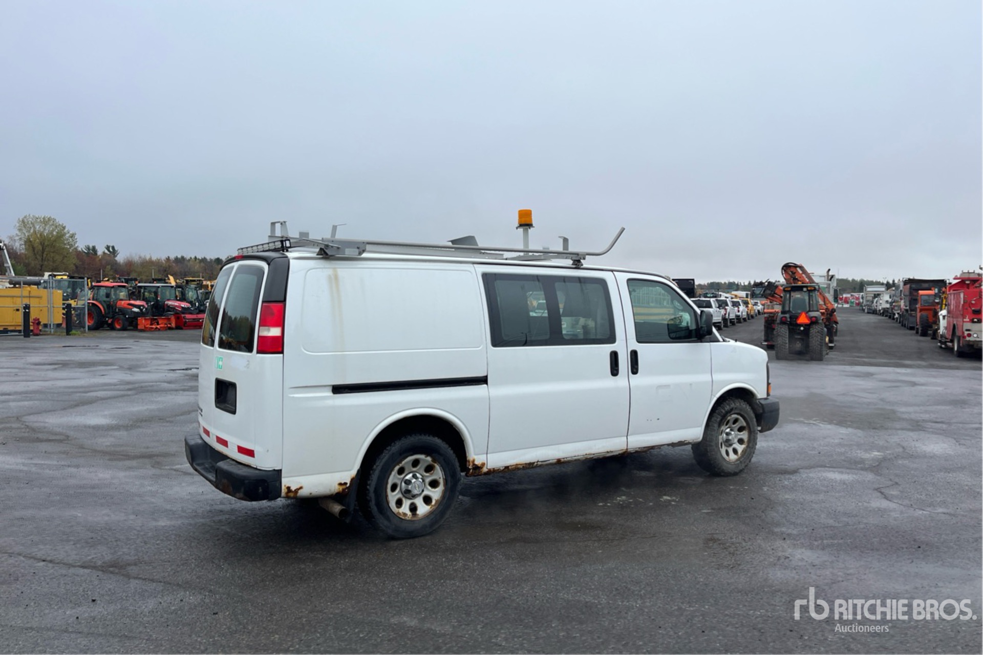 General Appearance with Picture, Right Rear Corner
