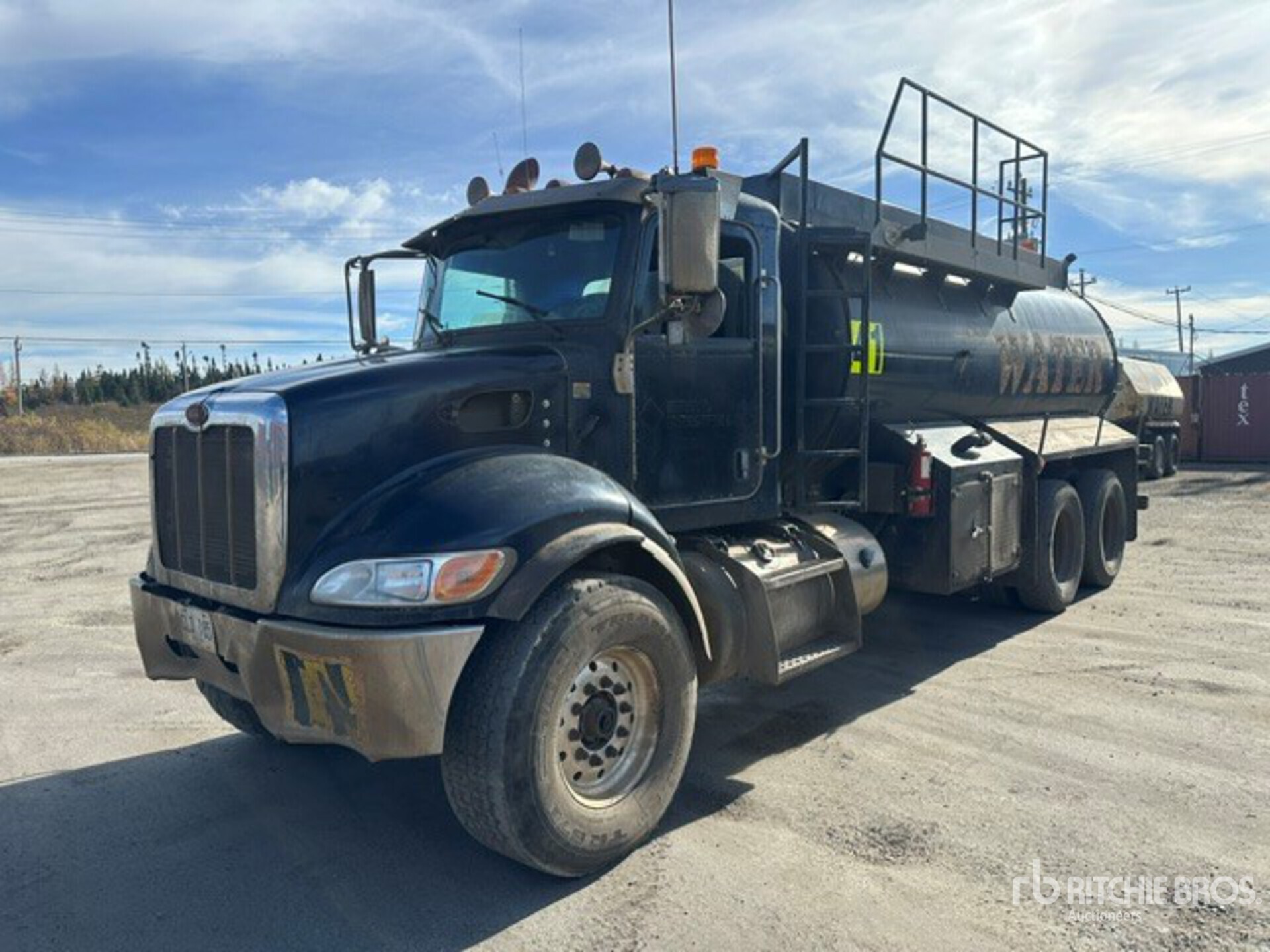 General Appearance with Featured Photo