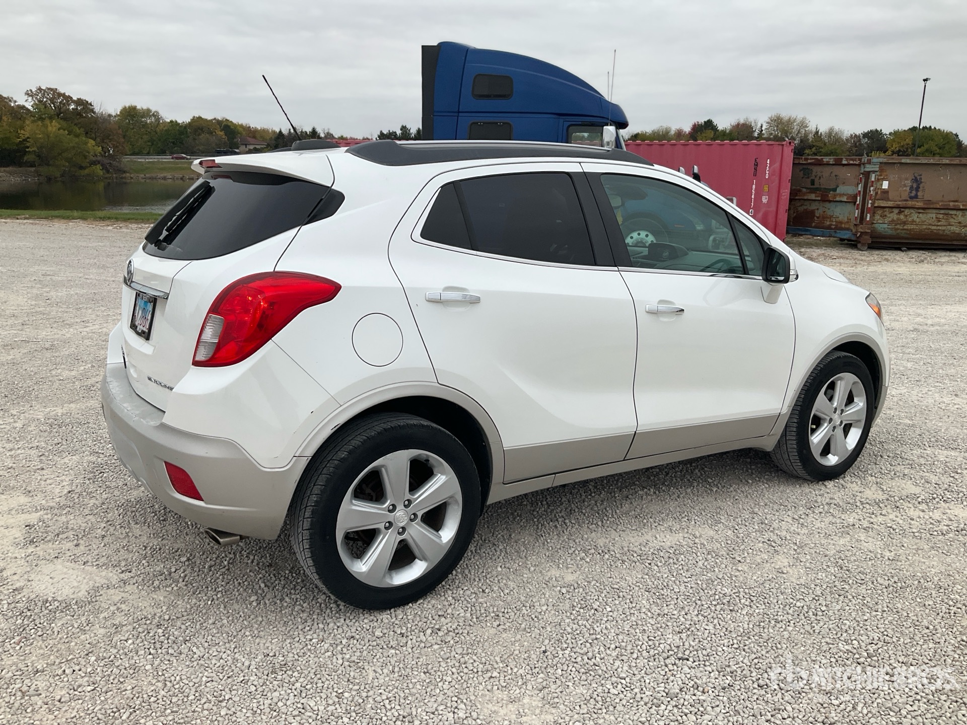 General Appearance with Bild, Ecke hinten rechts