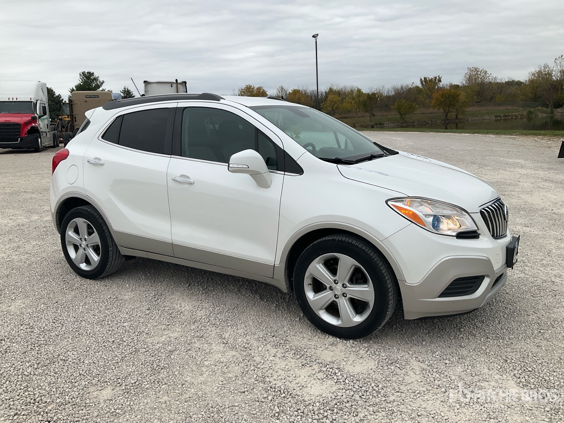 General Appearance with Bild, Ecke vorne rechts