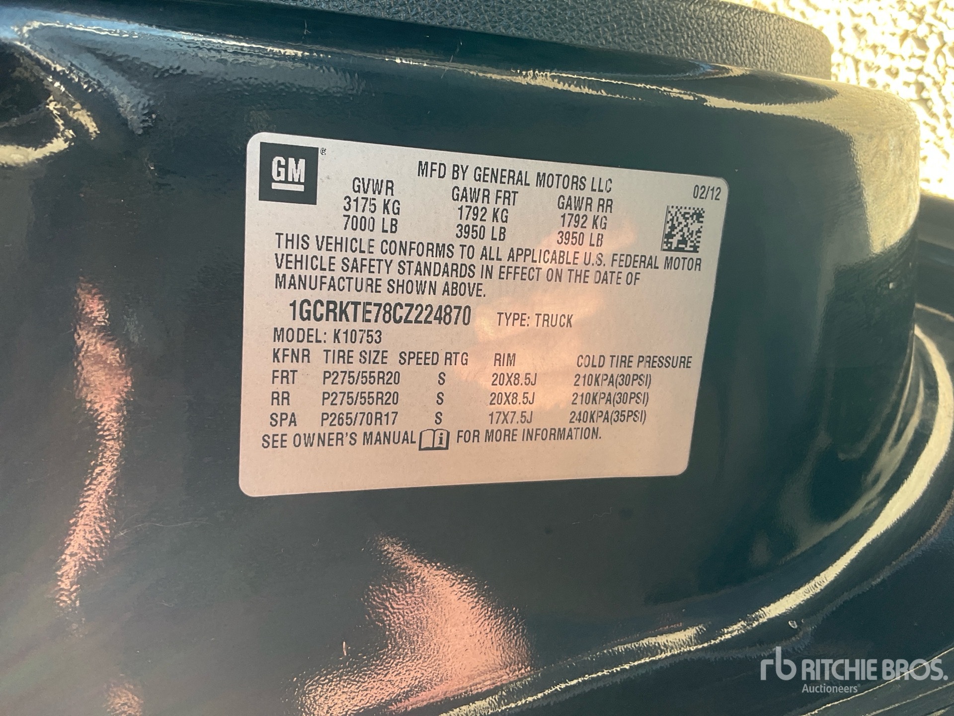 General Appearance with Serial Number / VIN