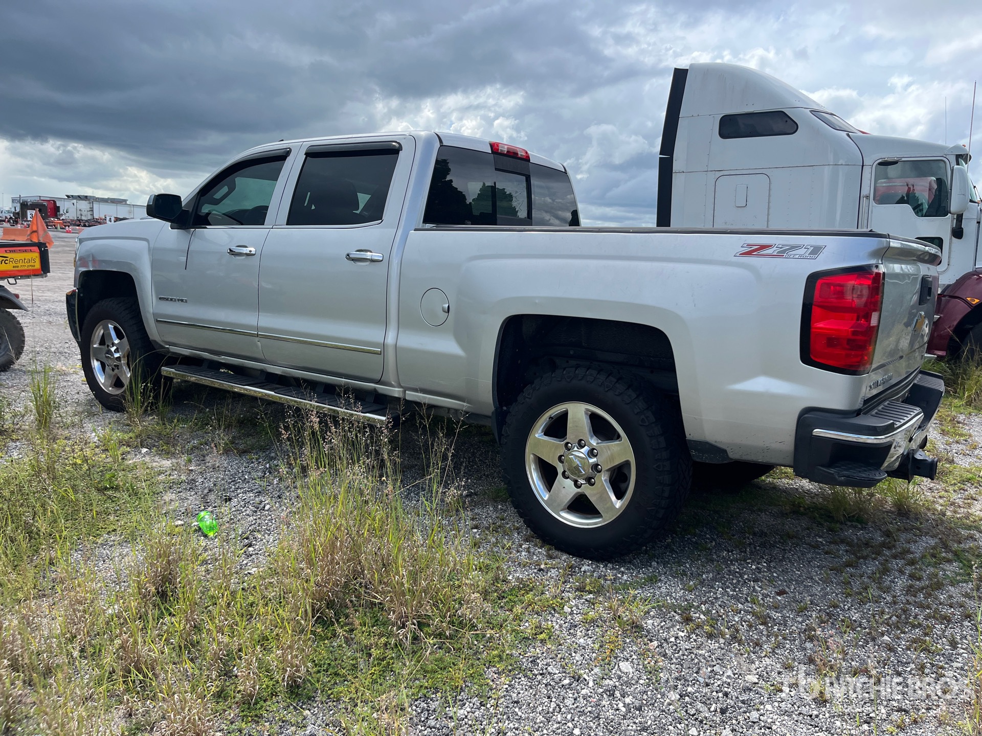 General Appearance with Picture, Left Rear Corner