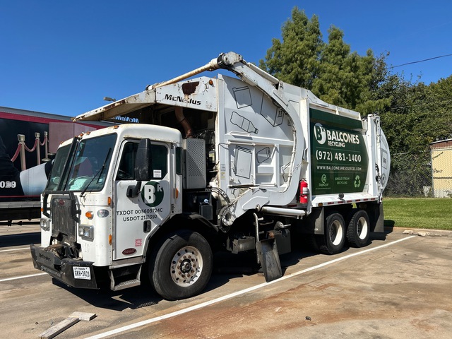 2015 (unverified) Peterbilt 320 6x4 Front Loader Waste Collection Truck (Inoperable)