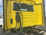 4 Underbody - Truck with 