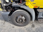 4 Underbody - Truck with 
