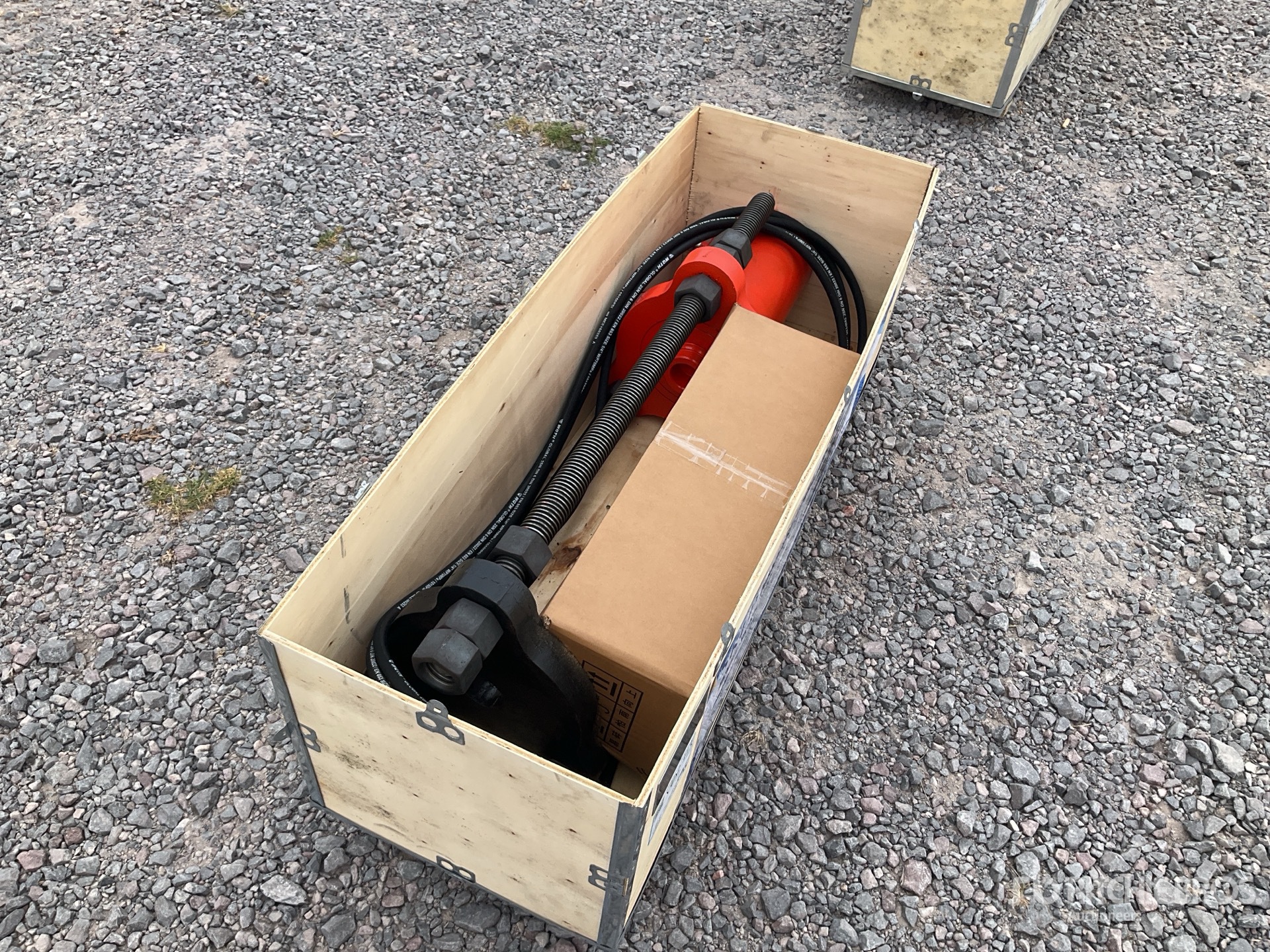 General Appearance with Featured Photo