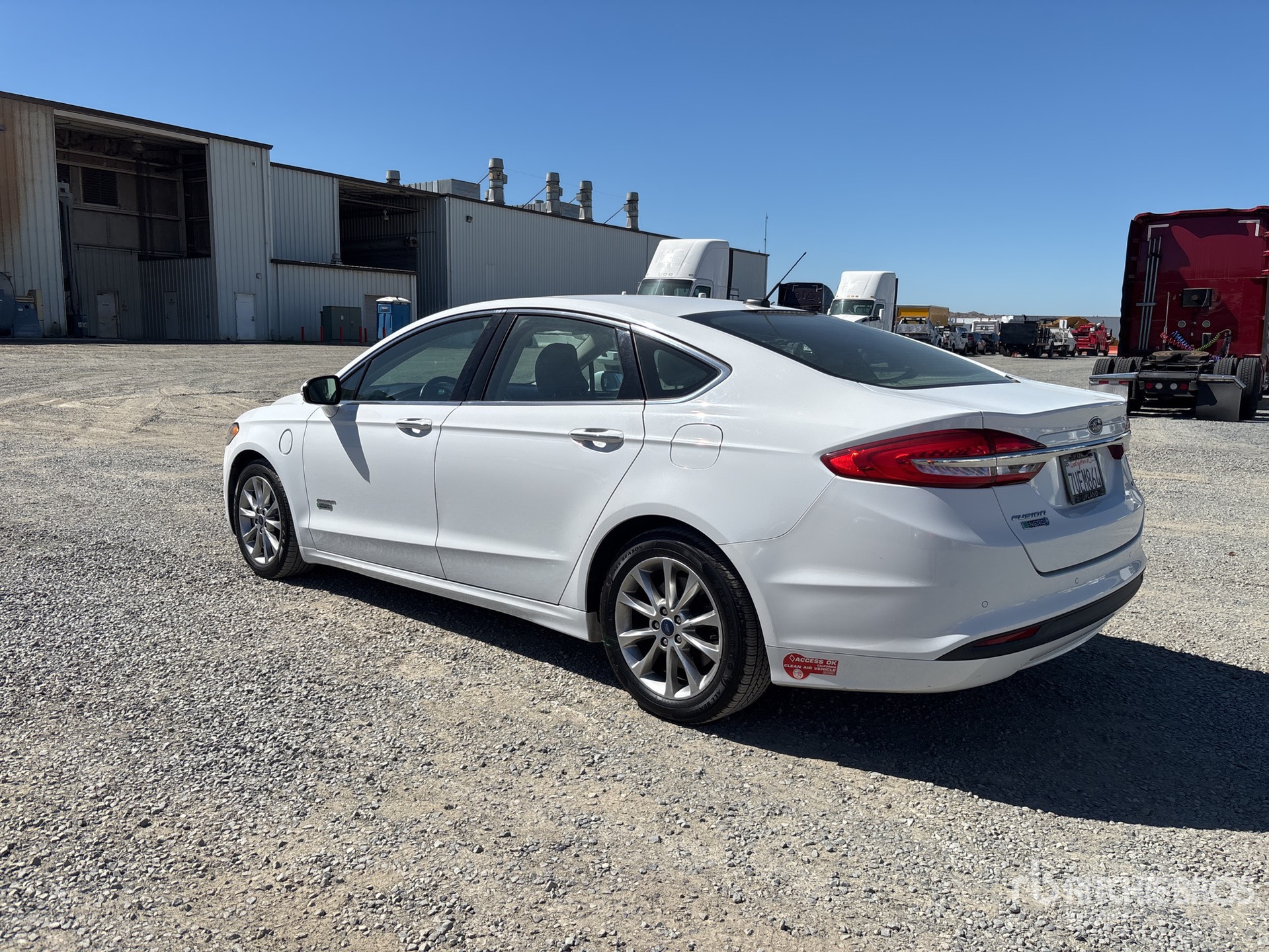 General Appearance with Picture, Left Rear Corner