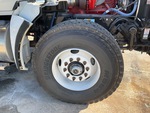 Underbody with Right Steer Tire