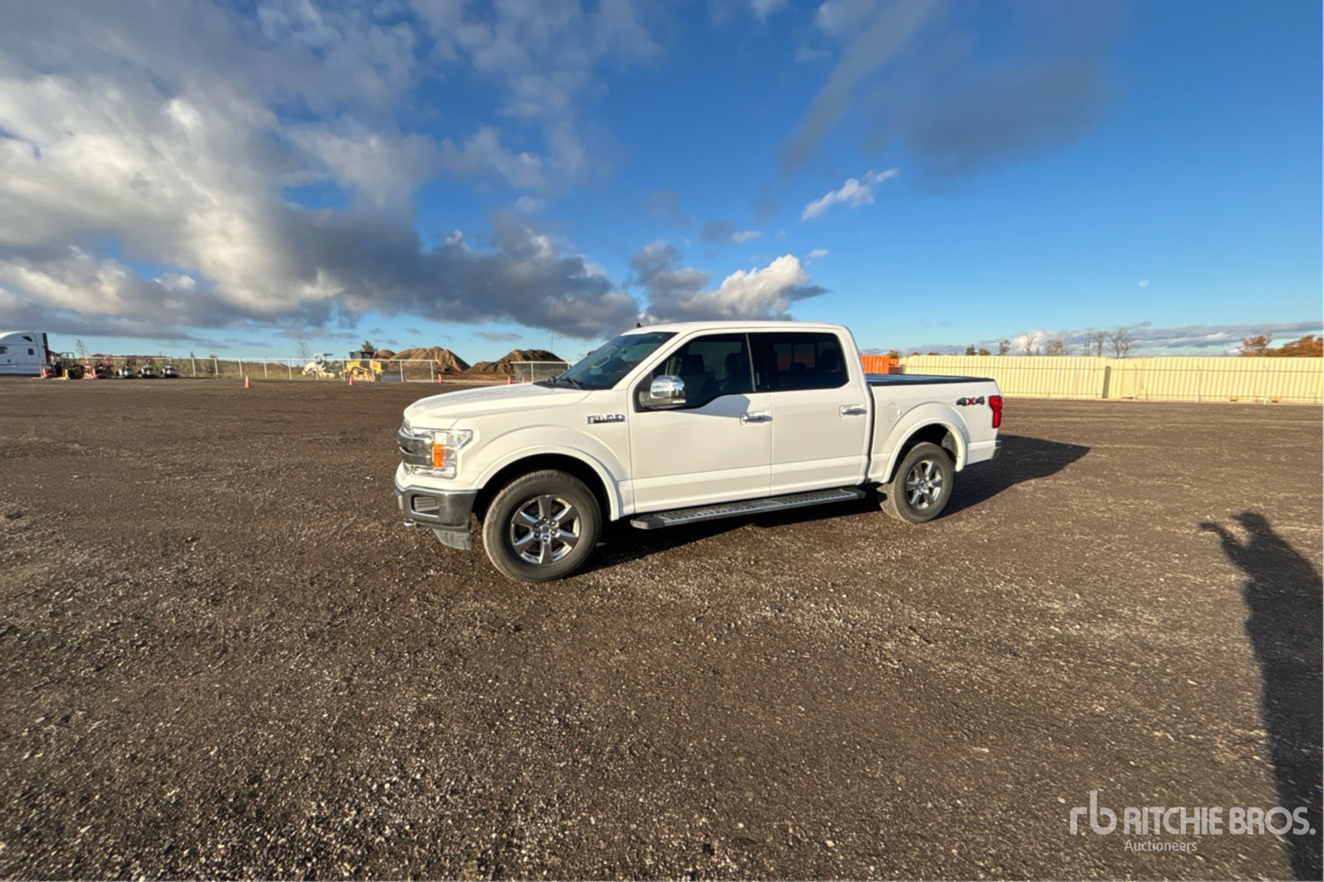 General Appearance with Picture, Left Front Corner