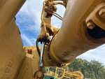 Hydraulics with Bowl Lift Cylinders