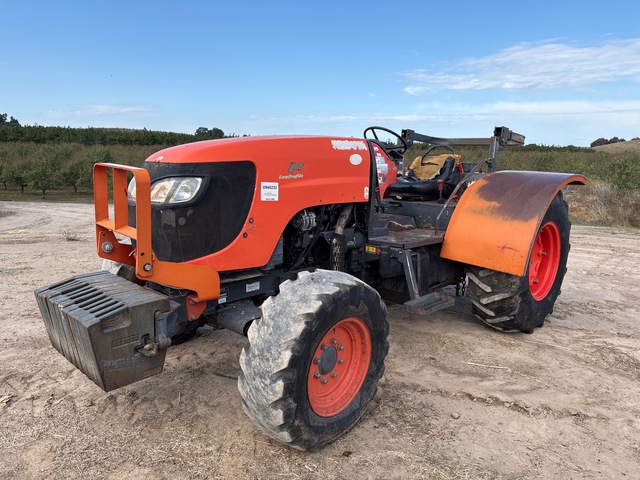 2014 Kubota M108S 4WD Tractor (Inoperable)