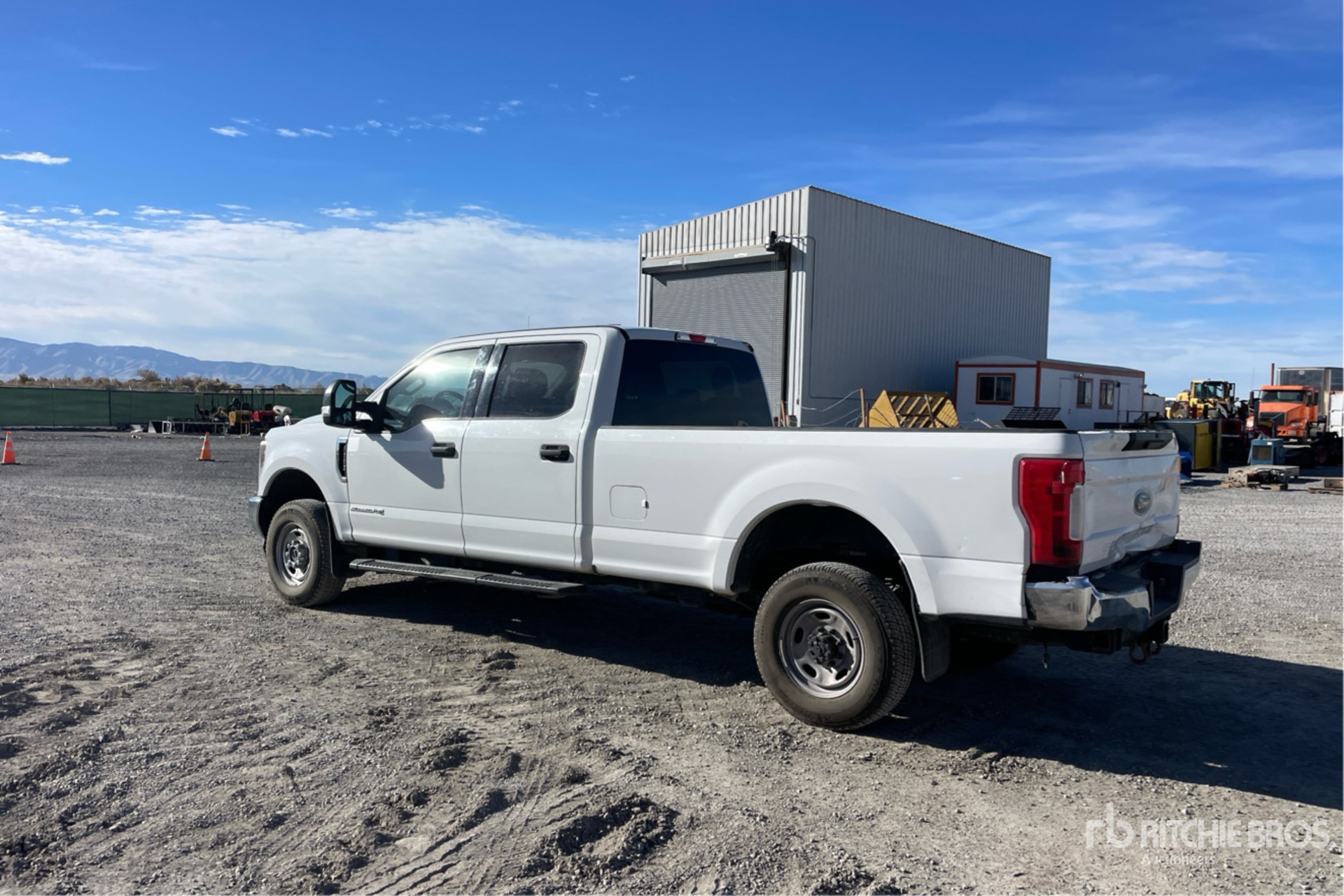 General Appearance with Imagen: esquina trasera izquierda