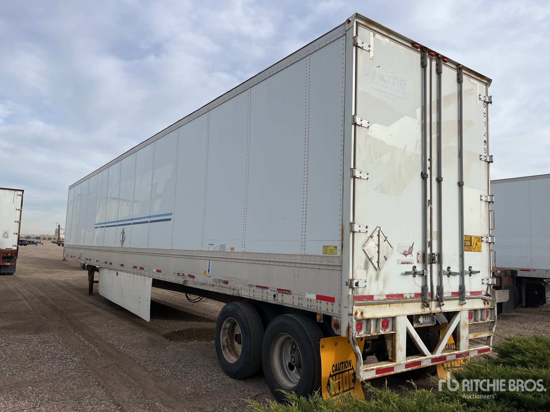 Aspect général with Image, coin arrière gauche