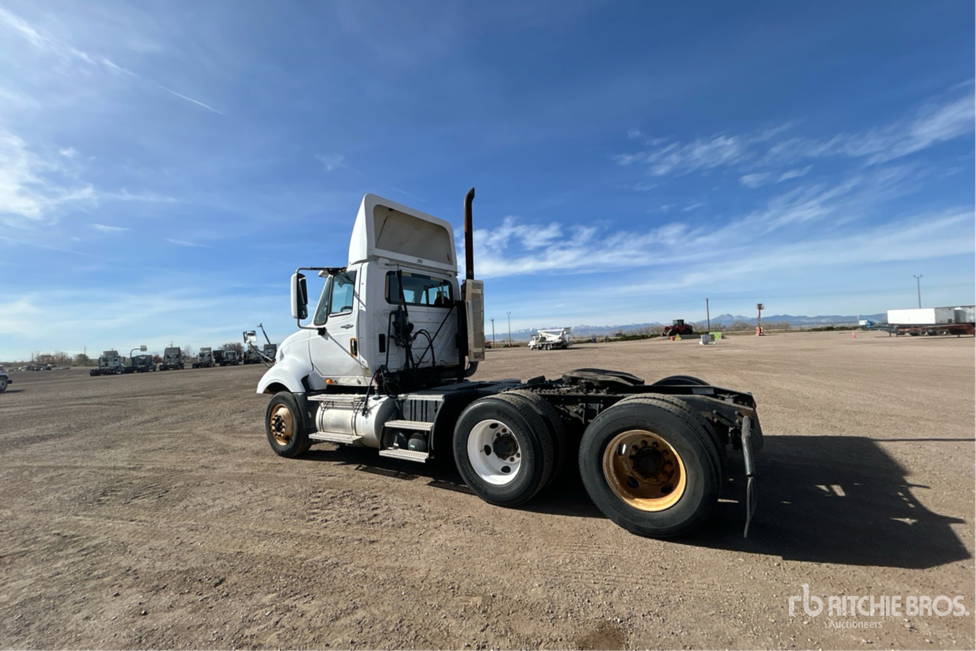 General Appearance with Imagen: esquina trasera izquierda