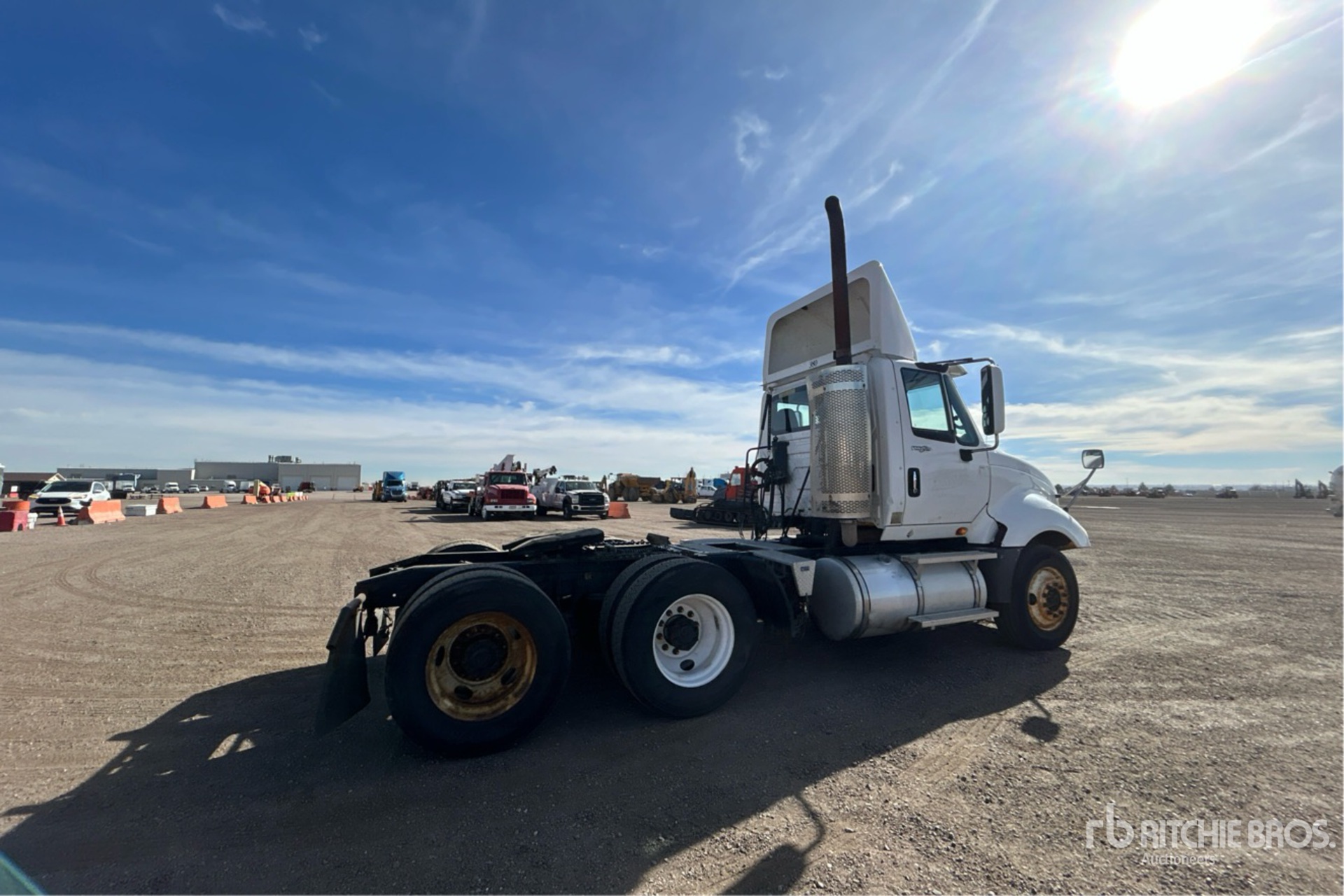 General Appearance with Imagen: esquina trasera derecha