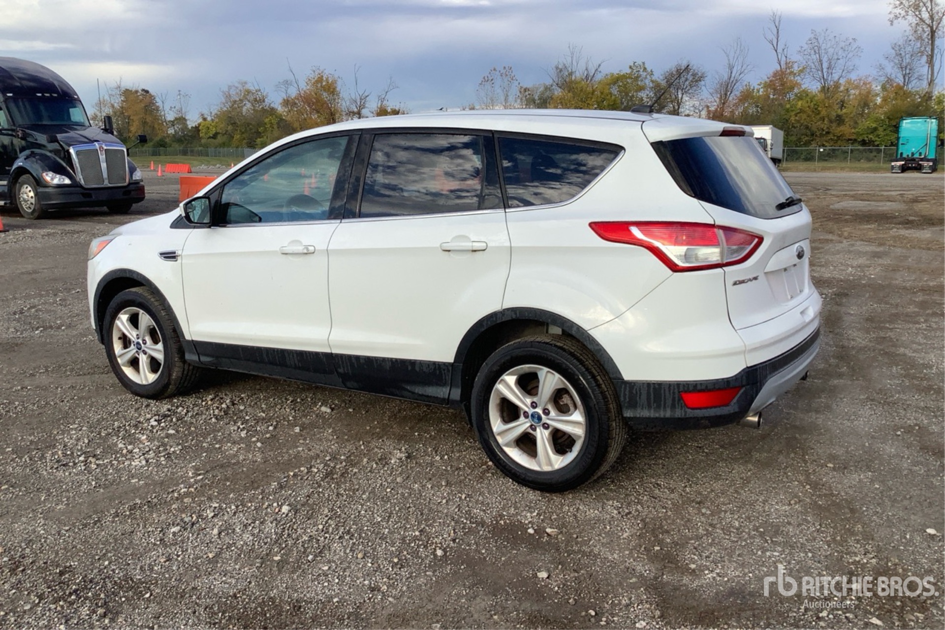 General Appearance with Picture, Left Rear Corner