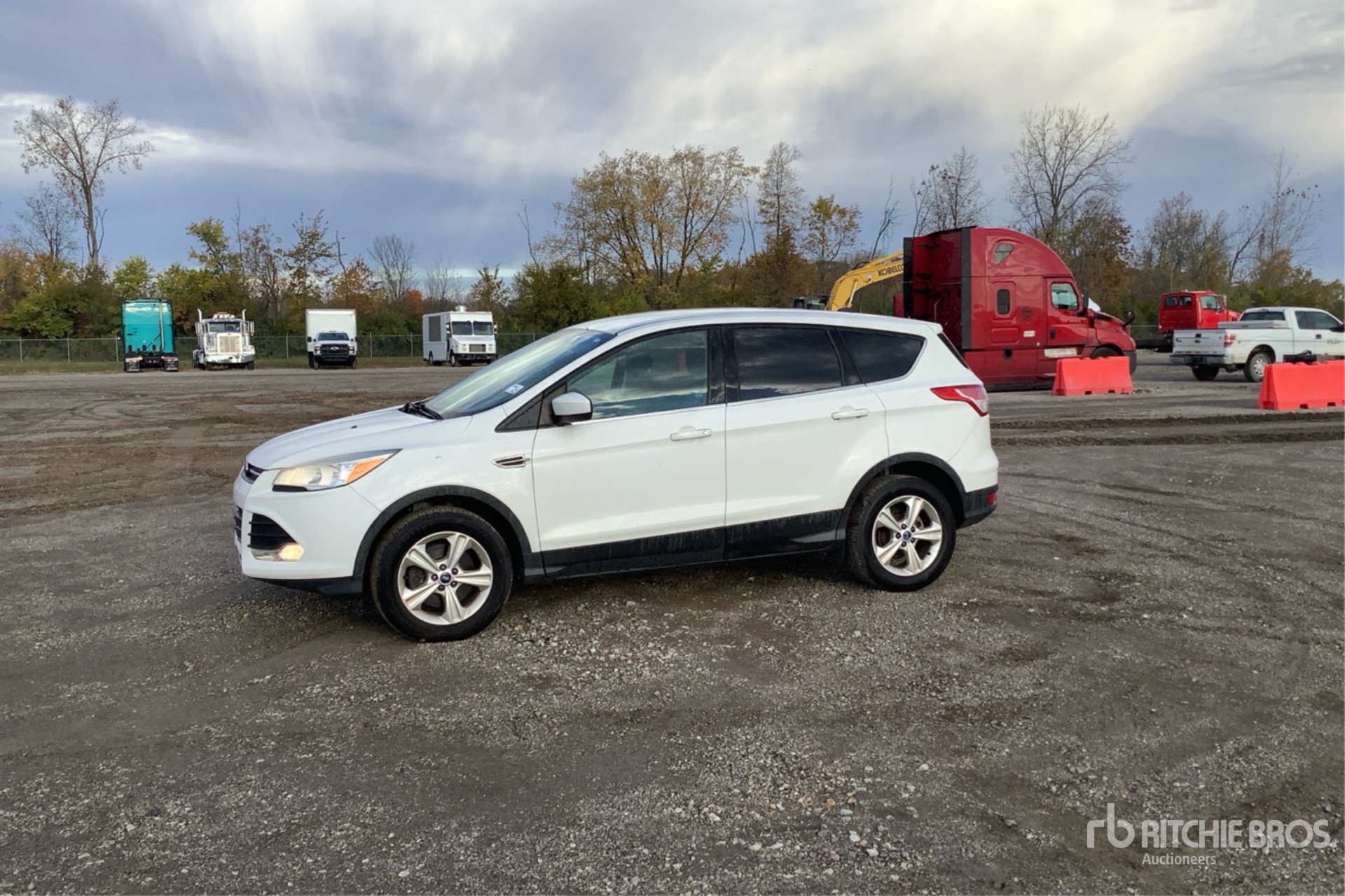 General Appearance with Picture, Left Front Corner