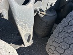 4 Underbody - Truck with 