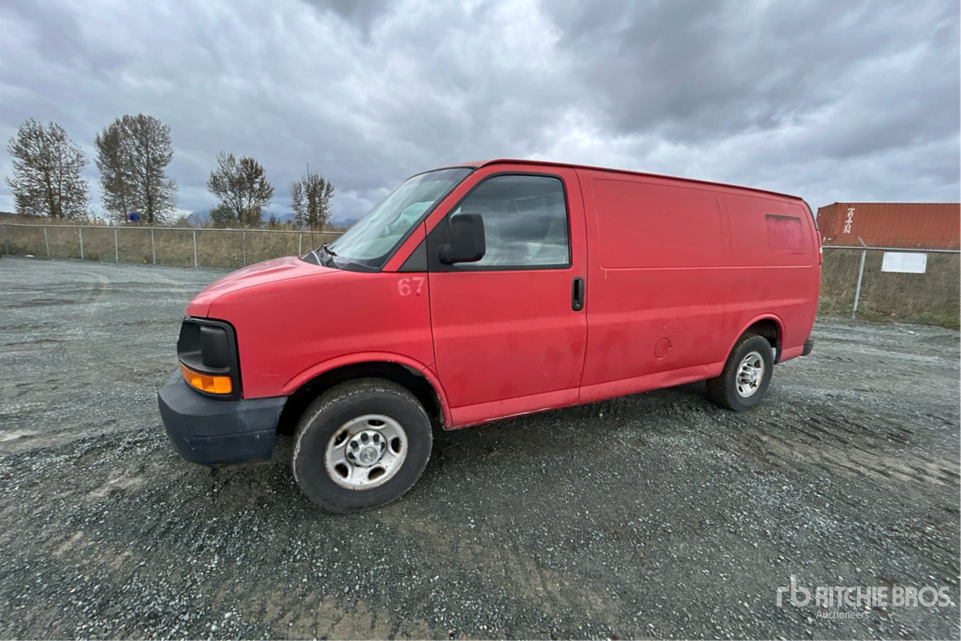General Appearance with Picture, Left Front Corner