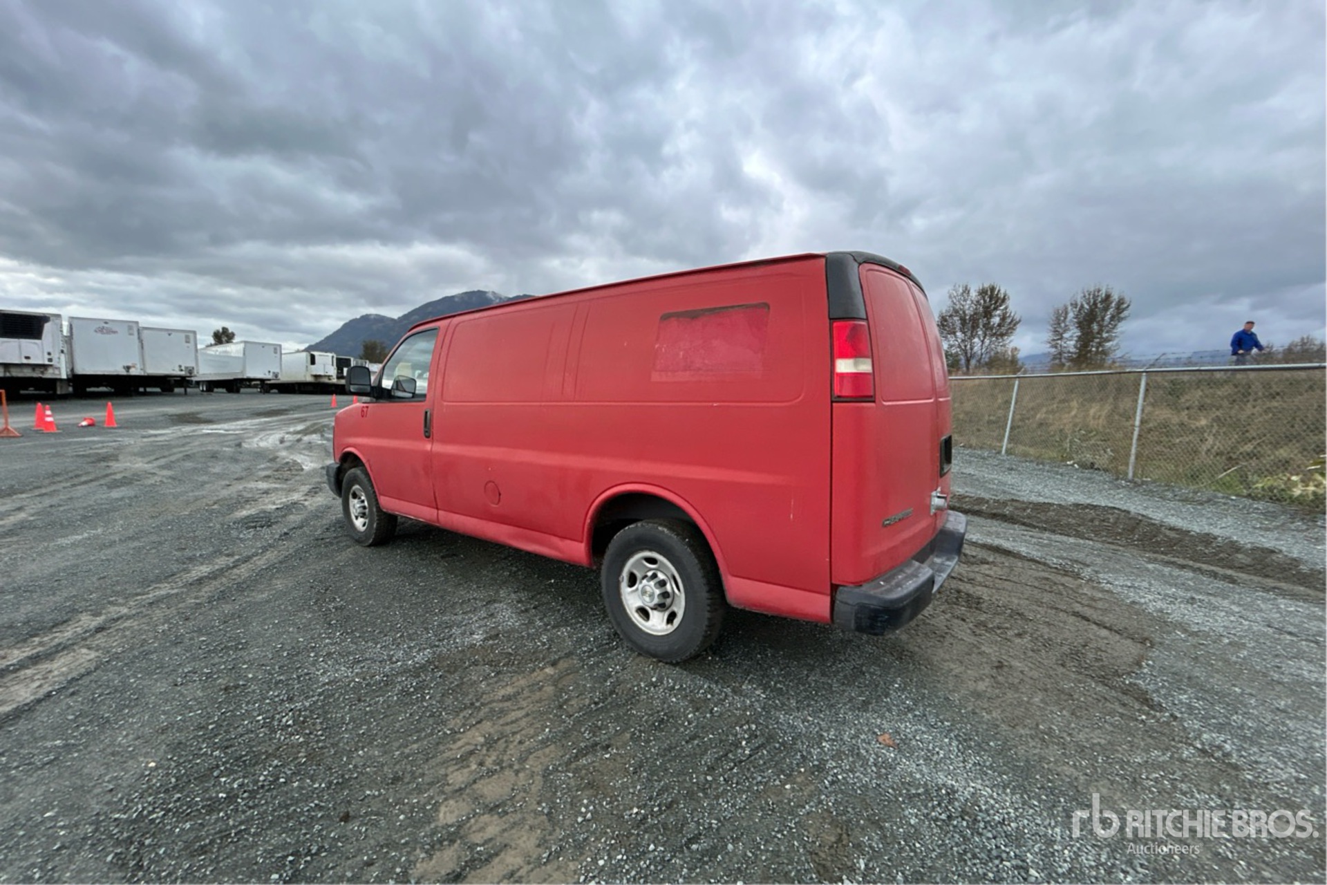 General Appearance with Picture, Left Rear Corner