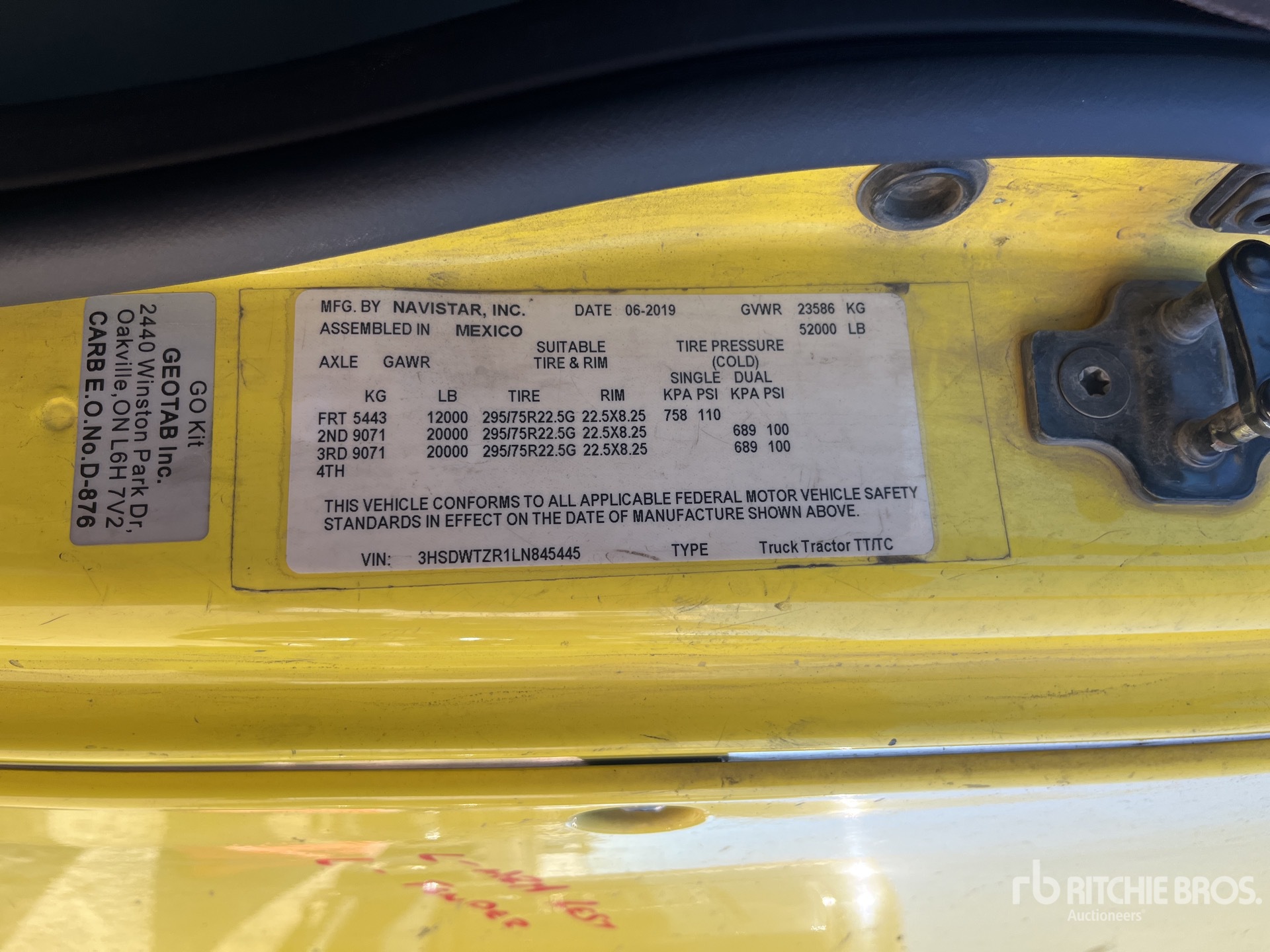 General Appearance with Serial Number / VIN