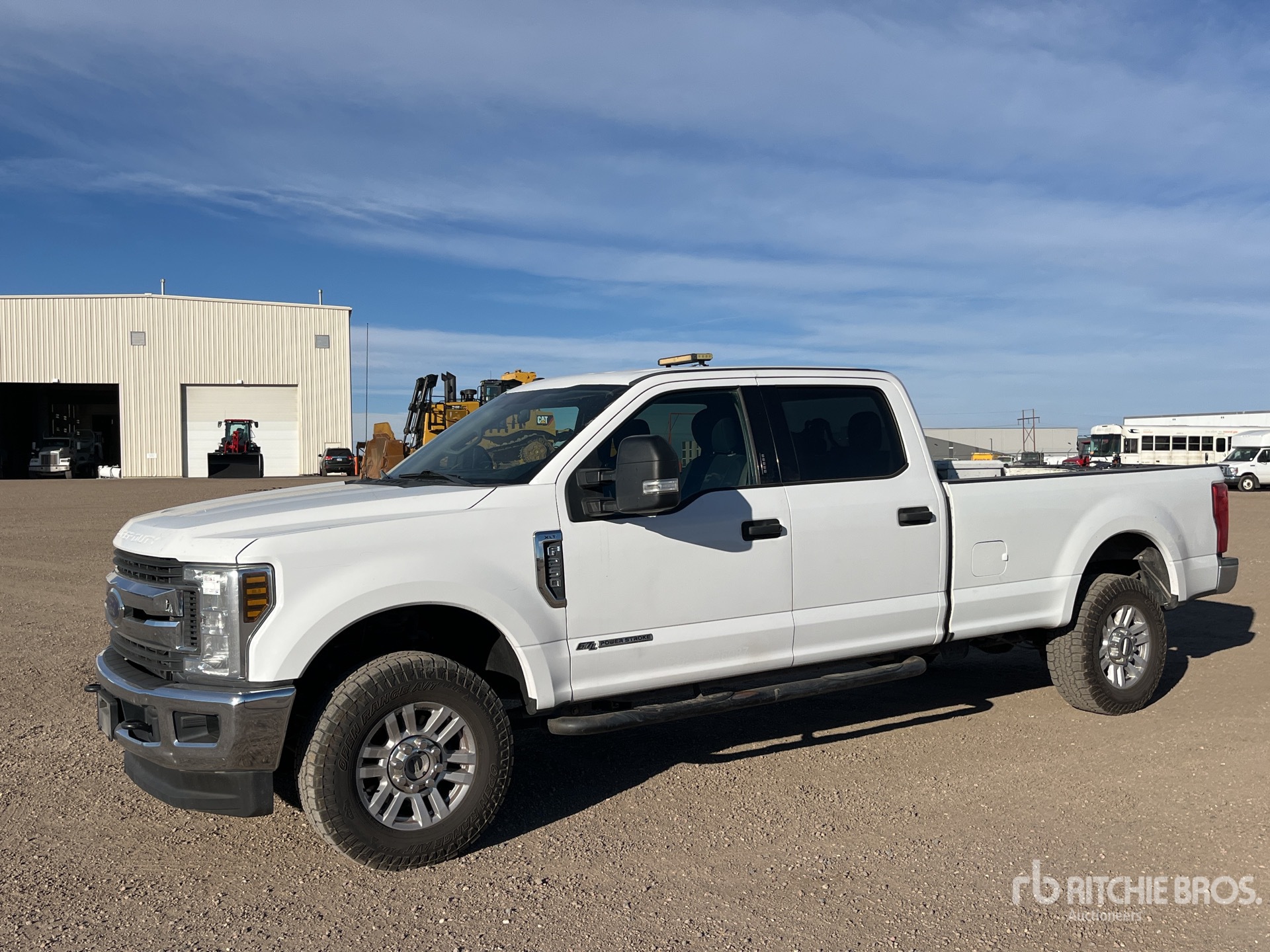 General Appearance with Bild, Ecke vorne links