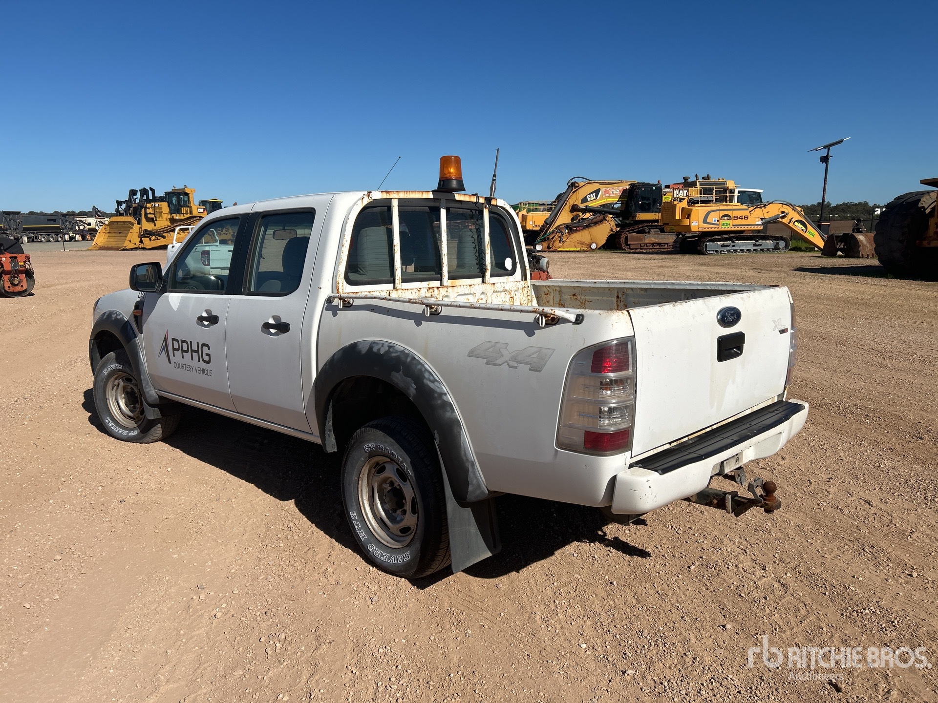 General Appearance with Picture, Right Rear Corner