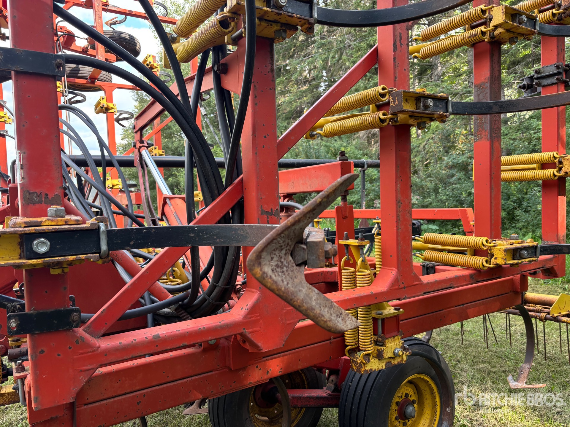 Bourgault 8800