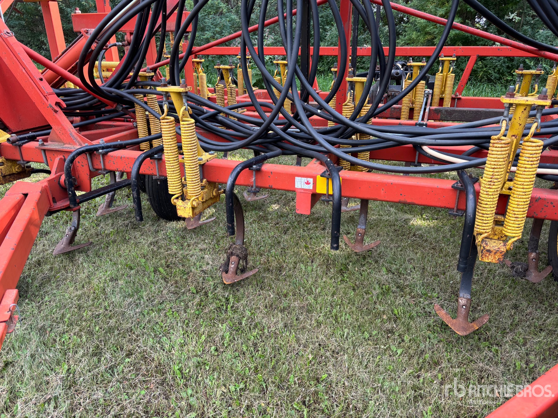 Bourgault 8800