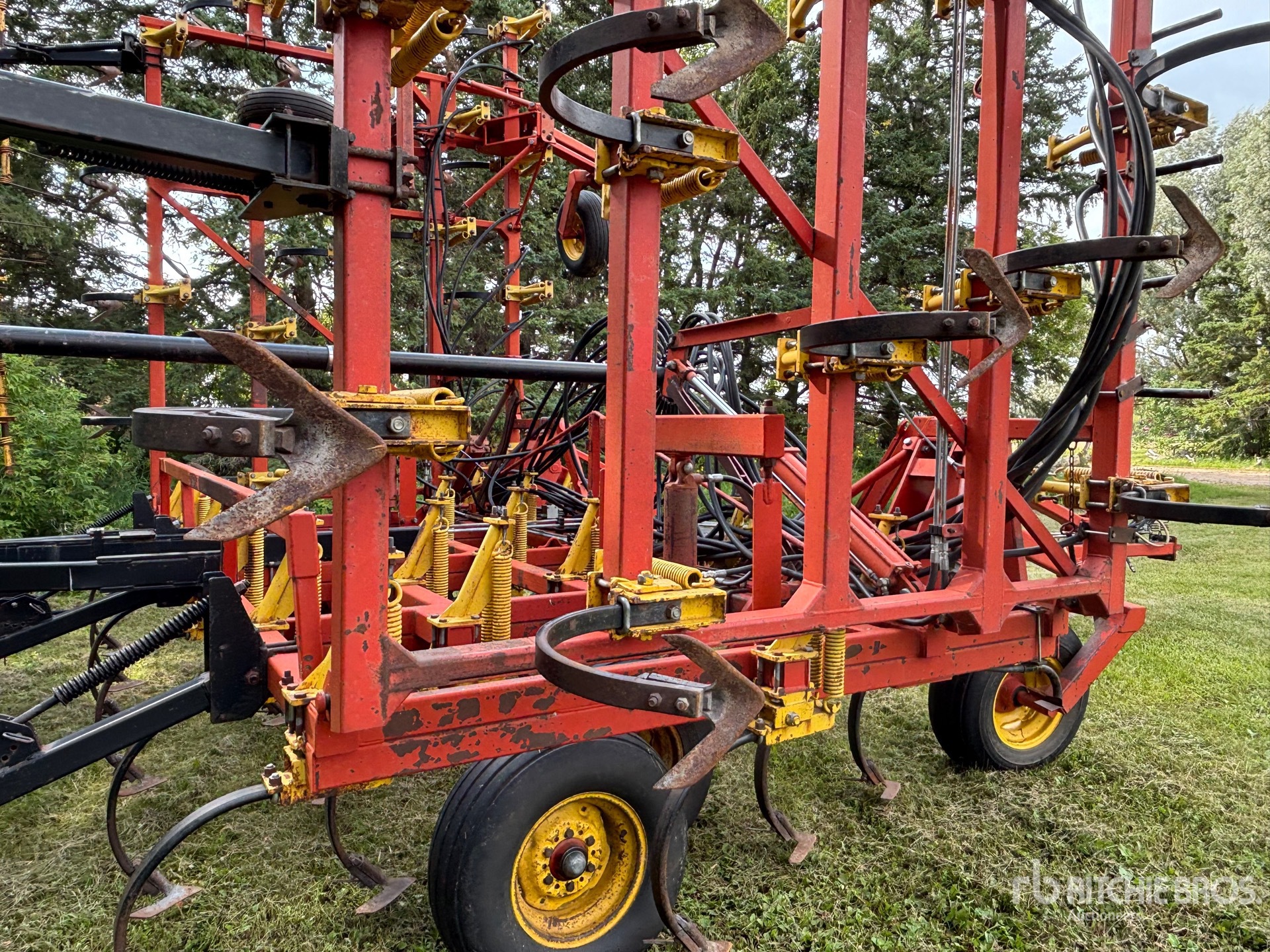 Bourgault 8800