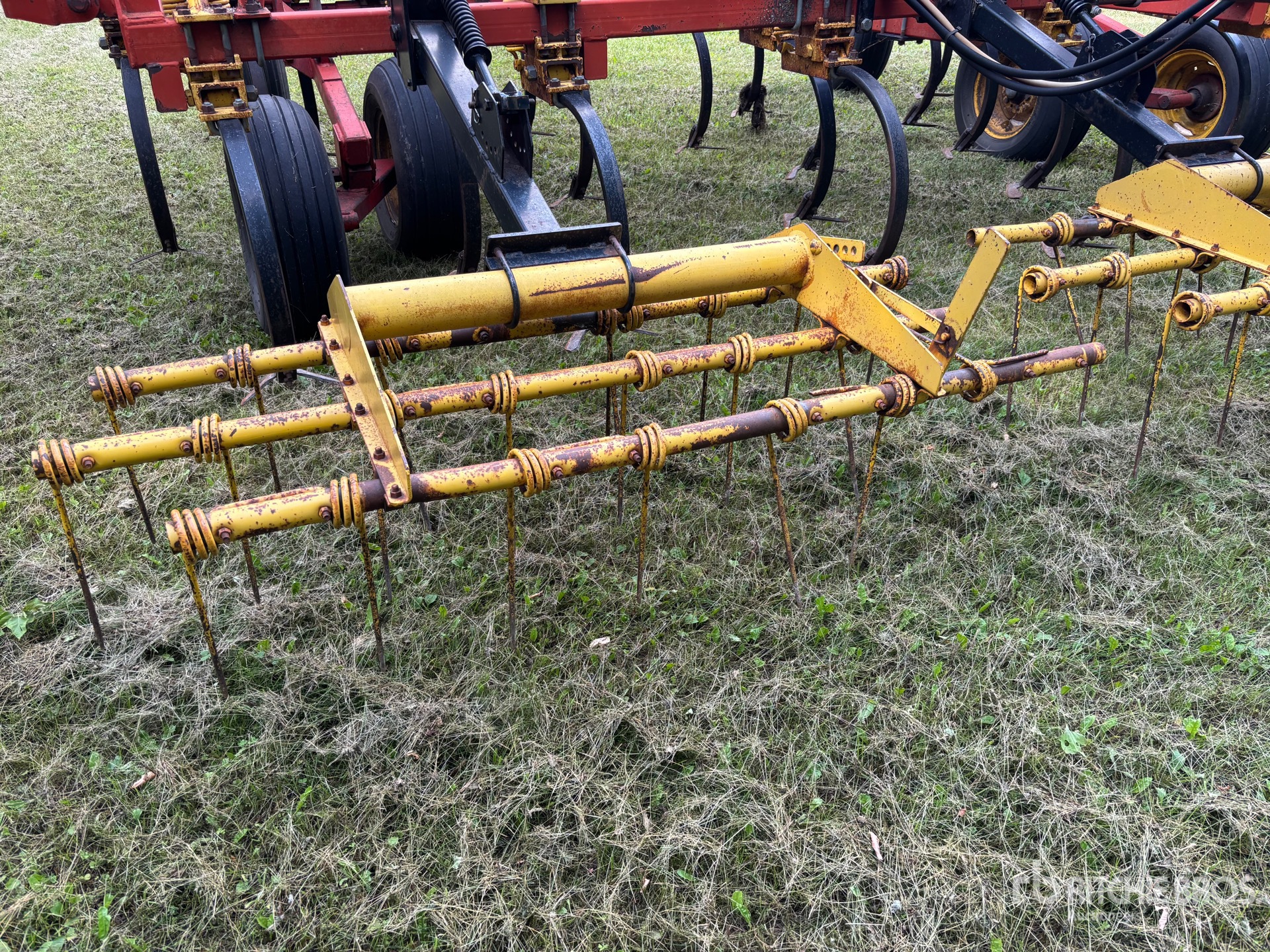 Bourgault 8800
