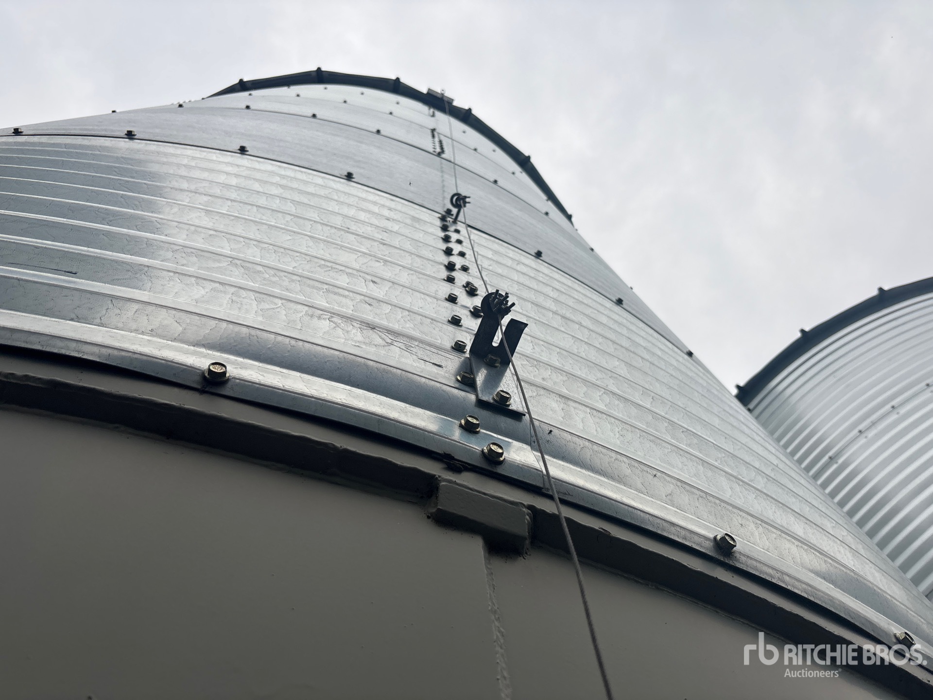 Westeel +/- 3000 bu 5 Ring Hopper