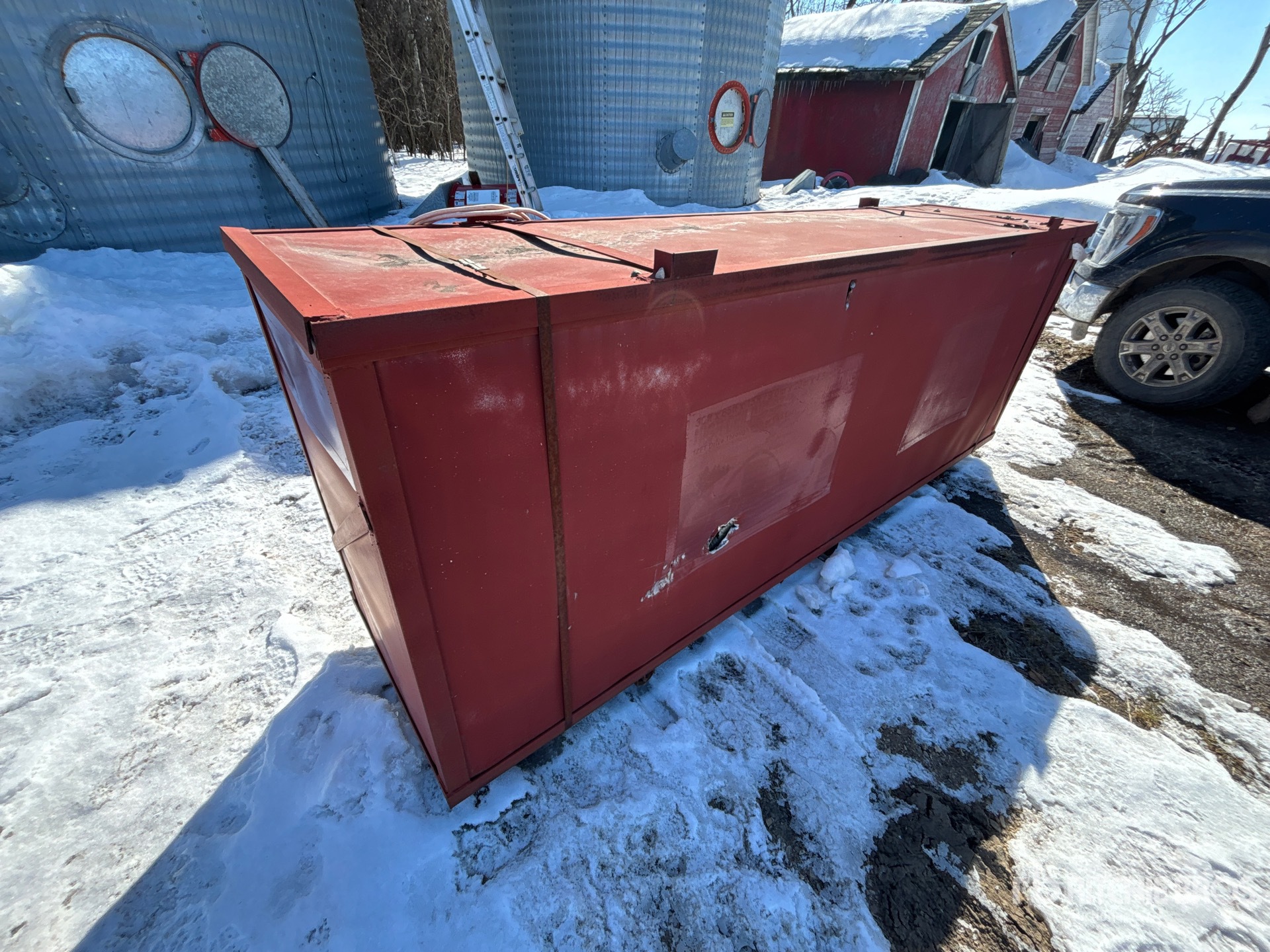 General Appearance with Image, coin avant gauche