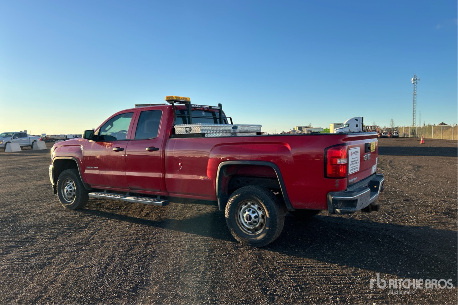 General Appearance with Picture, Left Rear Corner