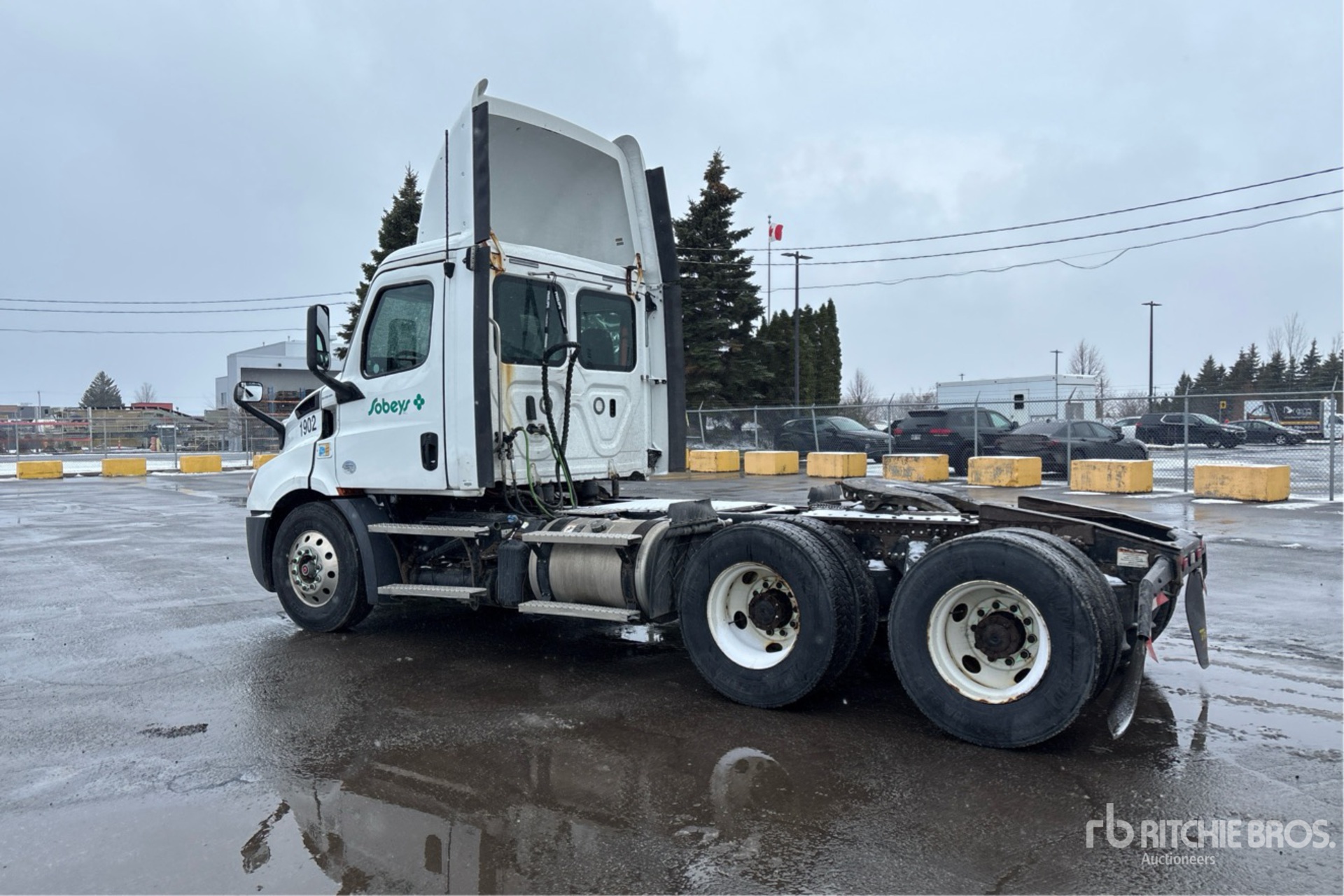 General Appearance with Imagen: esquina trasera izquierda