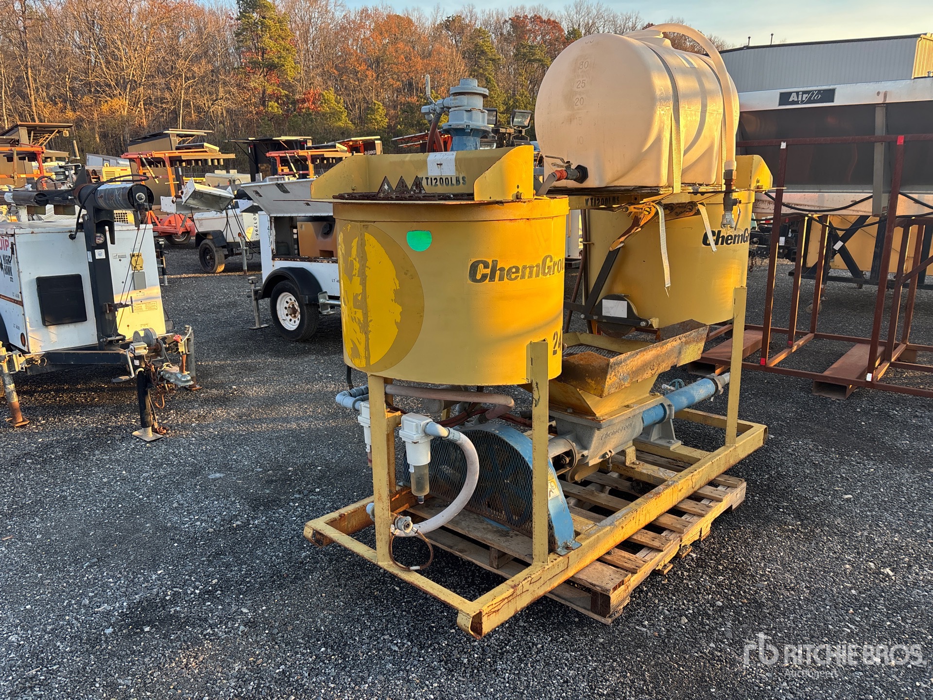 General Appearance with Bild, Ecke vorne links