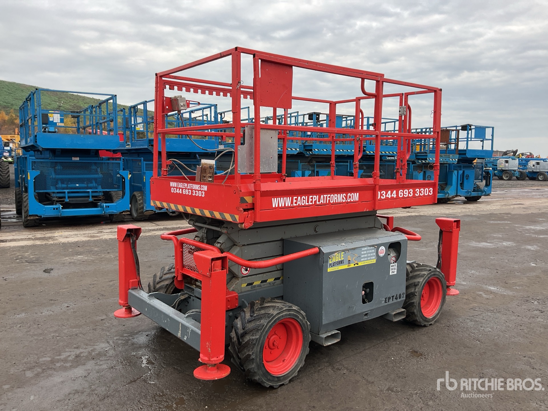 General Appearance with Foto, angolo anteriore sinistro