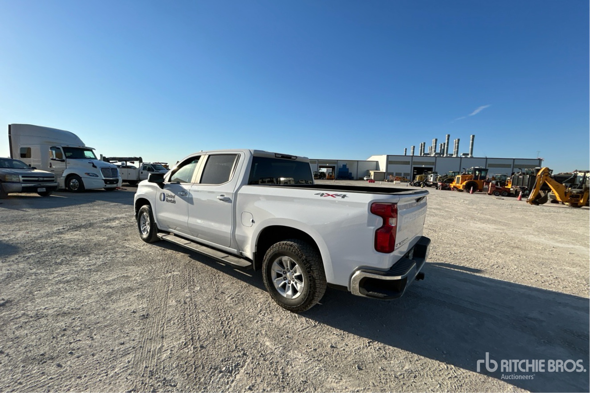 General Appearance with Picture, Left Rear Corner