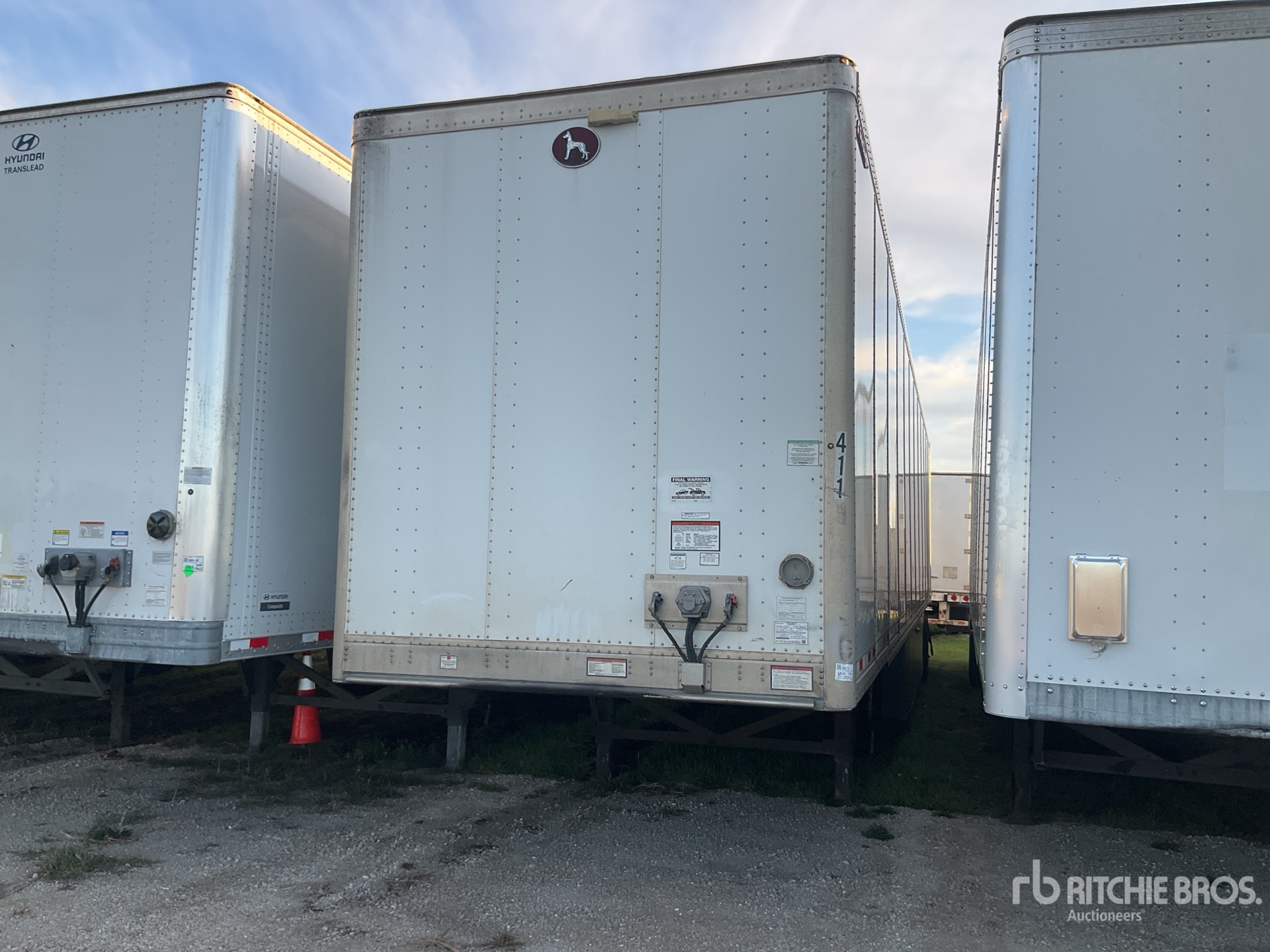 General Appearance with Featured Photo