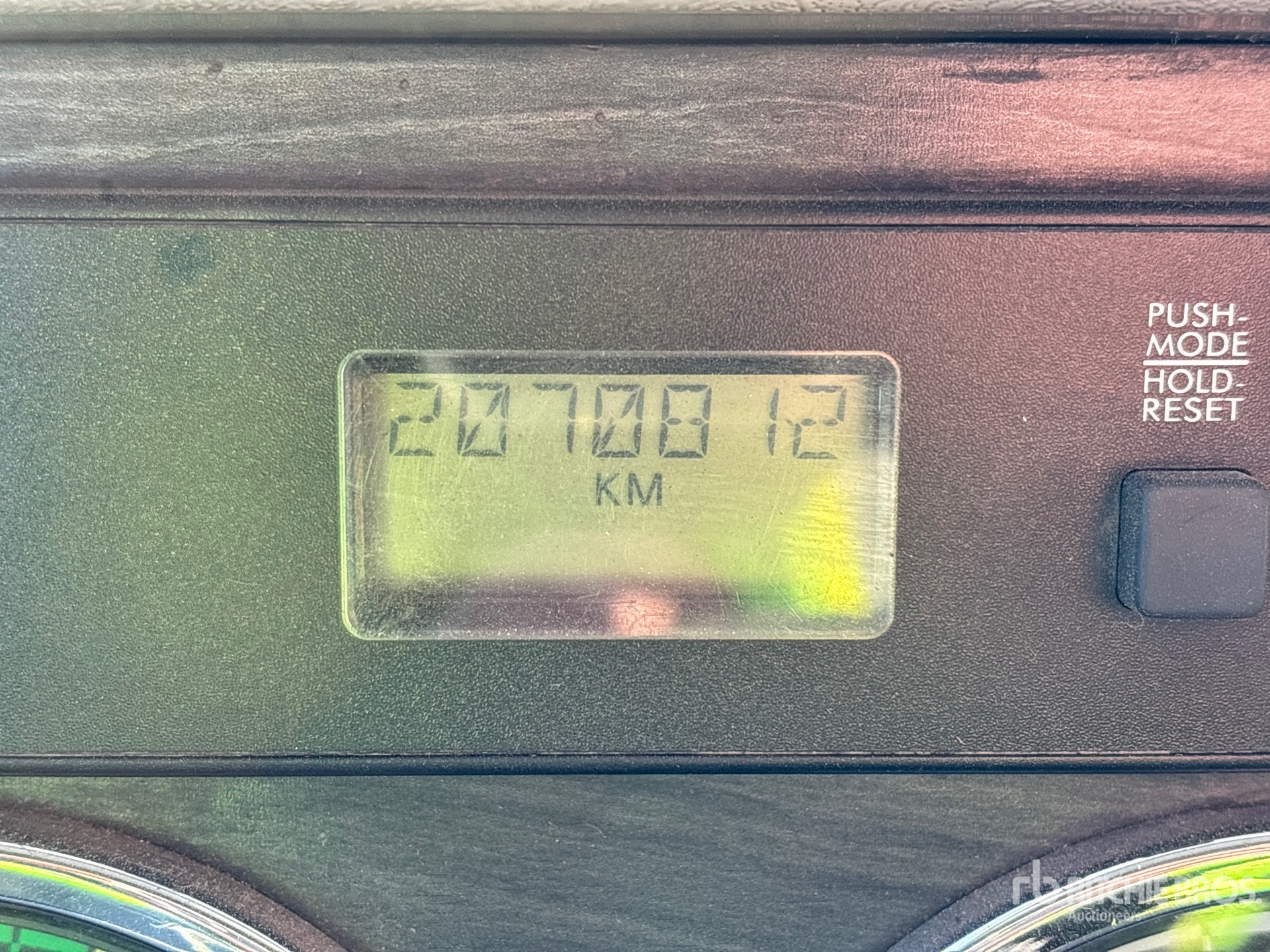 General Appearance with Hour Meter / Odometer