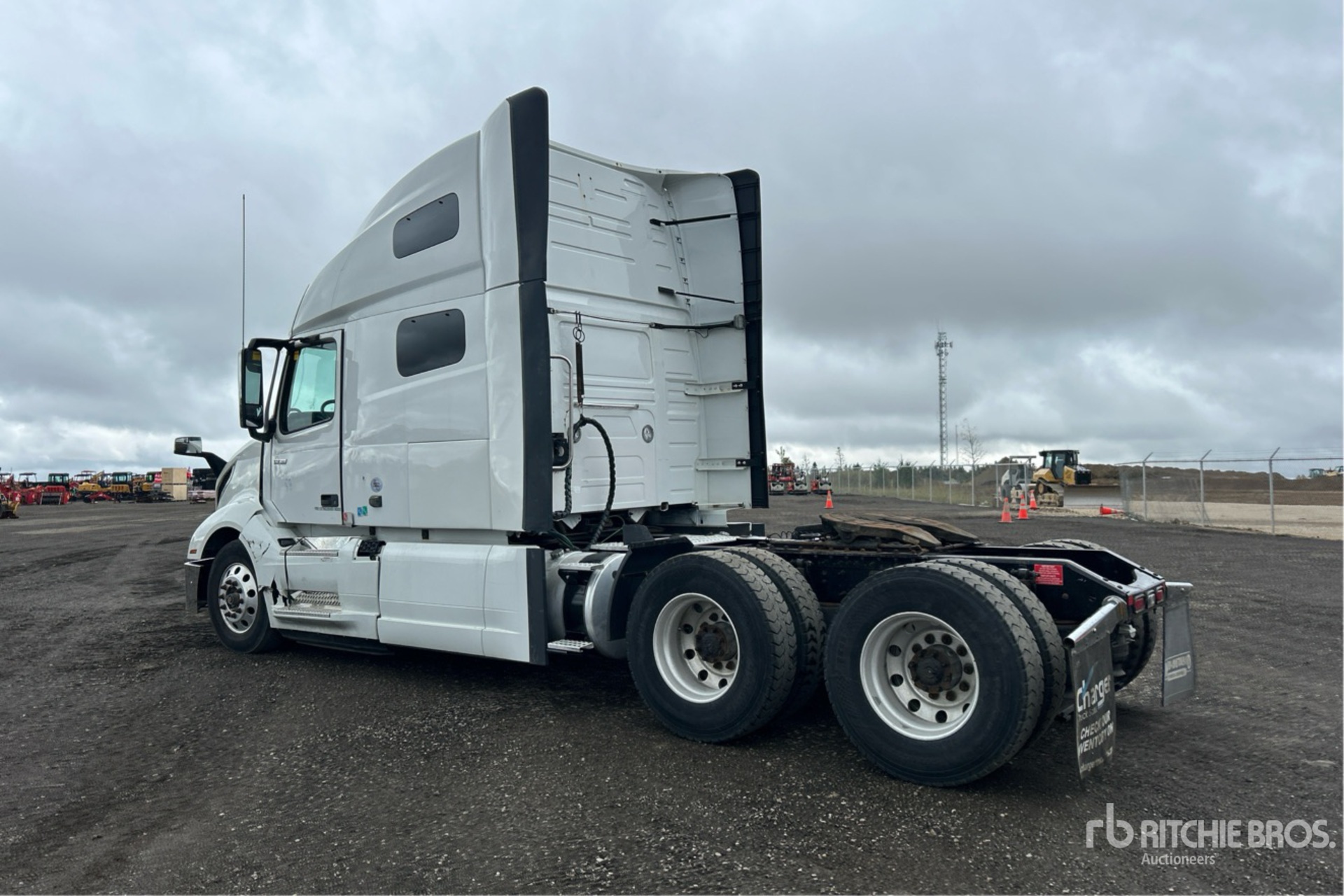 General Appearance with Picture, Left Rear Corner